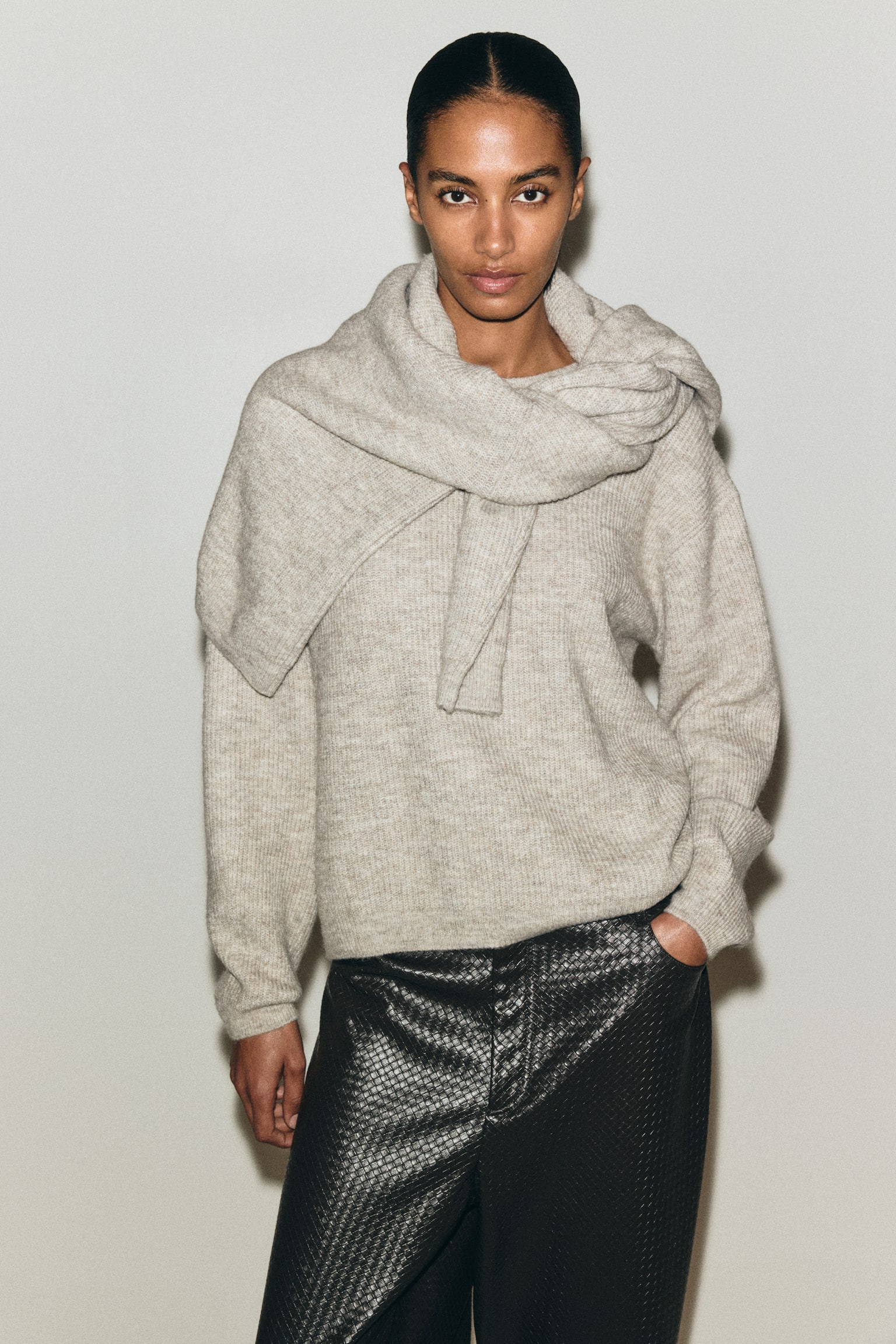 Knitted jumper - Light mole marl/Dark mole/Sage green/Red/Cream/Light pink/Cream/Striped/Light pink/Light yellow/Light beige marl/Black/Striped/Black/Green/Dark green/Cream - 6