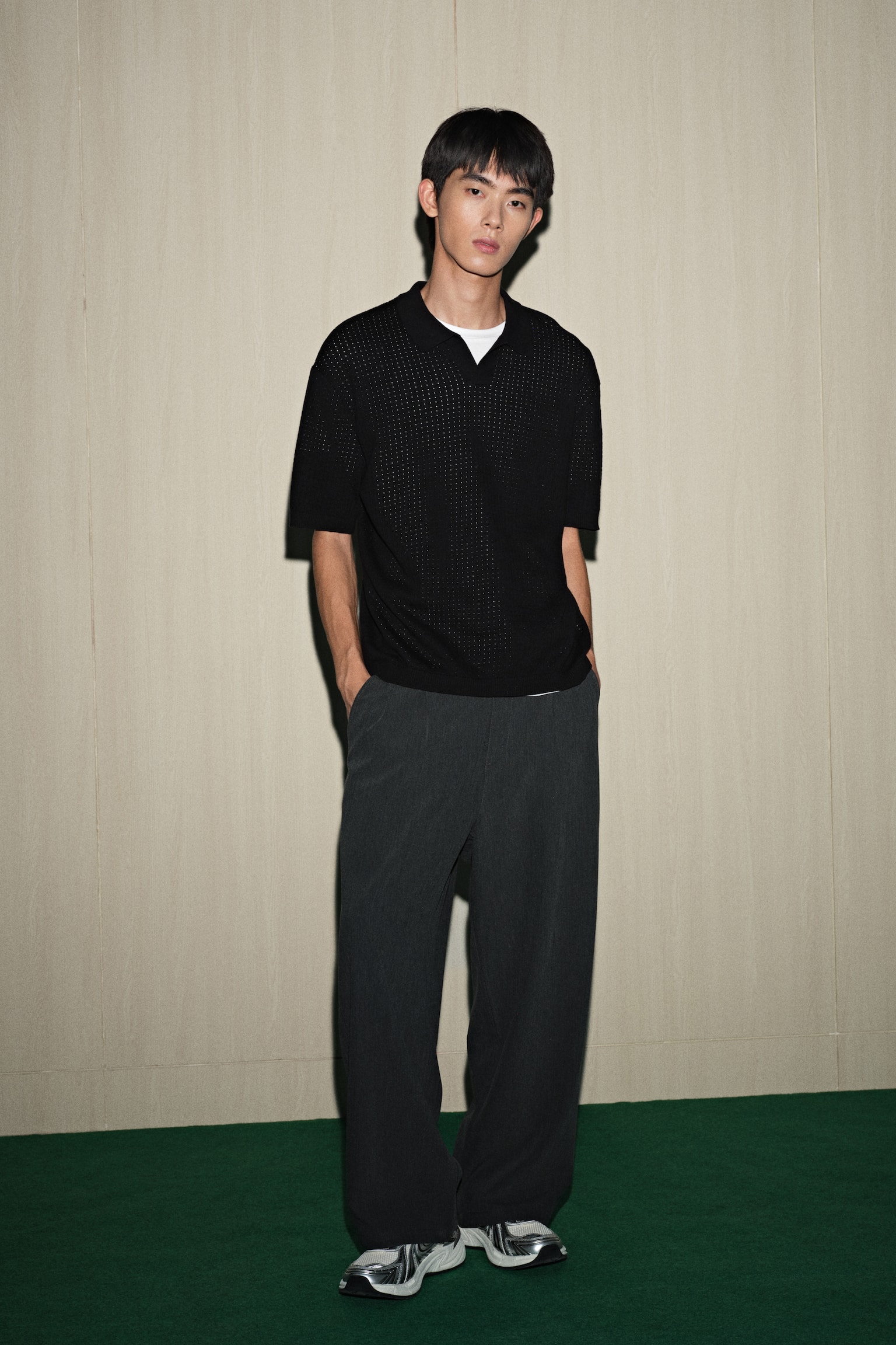 Loose Fit Textured-Knit Polo Shirt - Black/Cream - 6