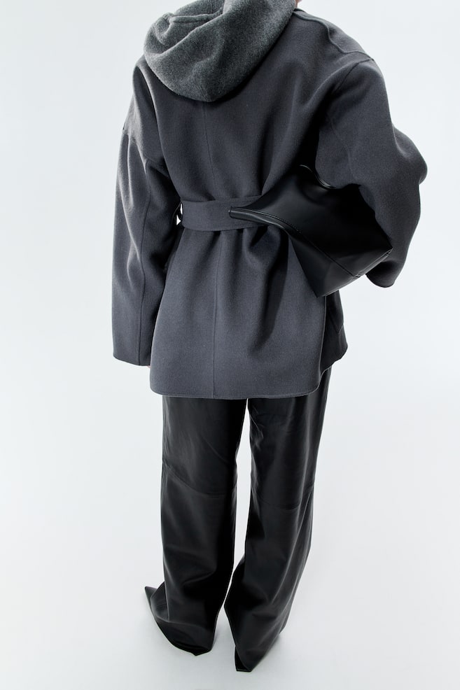 Cappotto in lana con cintura da annodare - Grigio scuro - 5