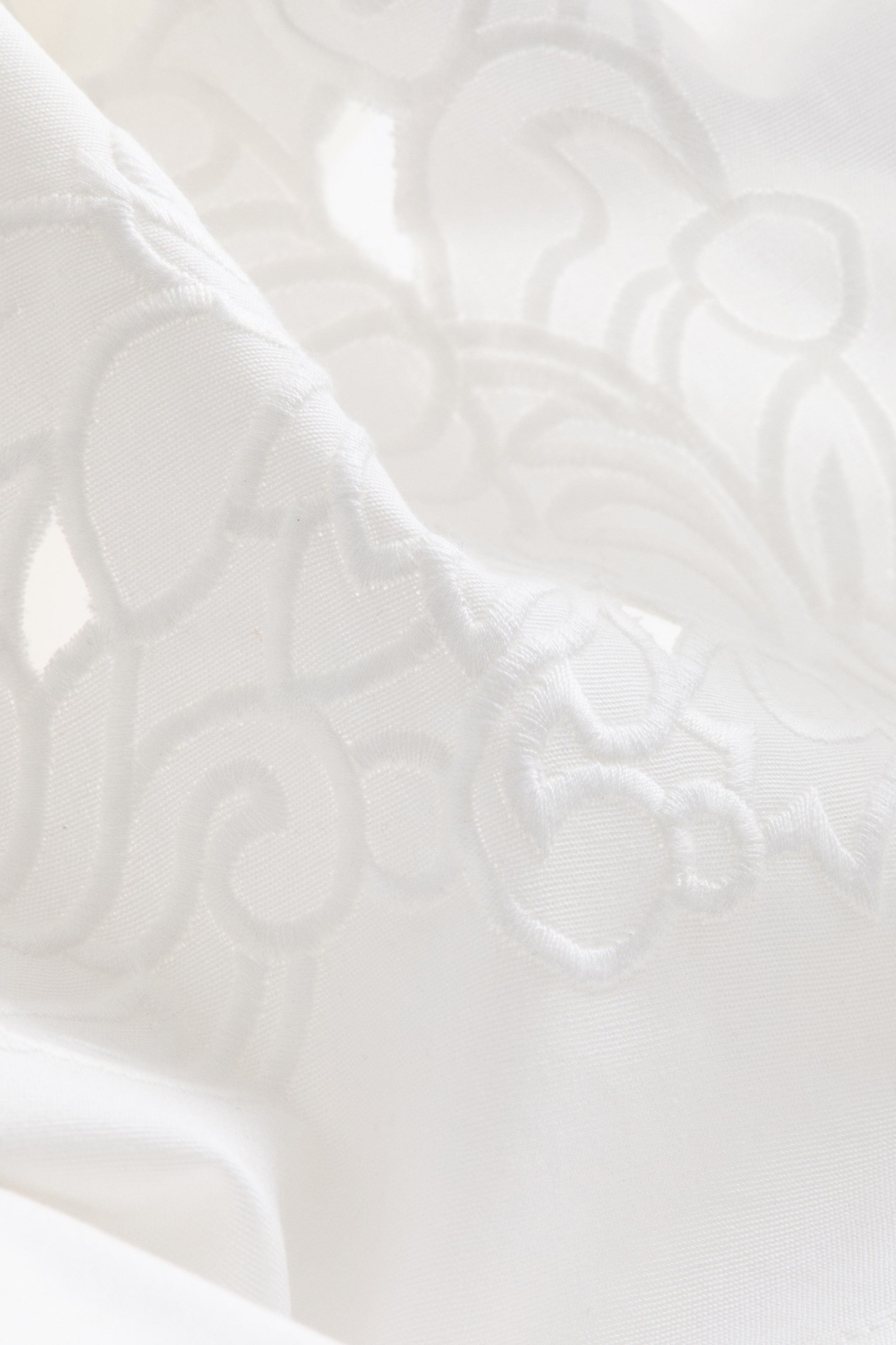 Nappe brodée