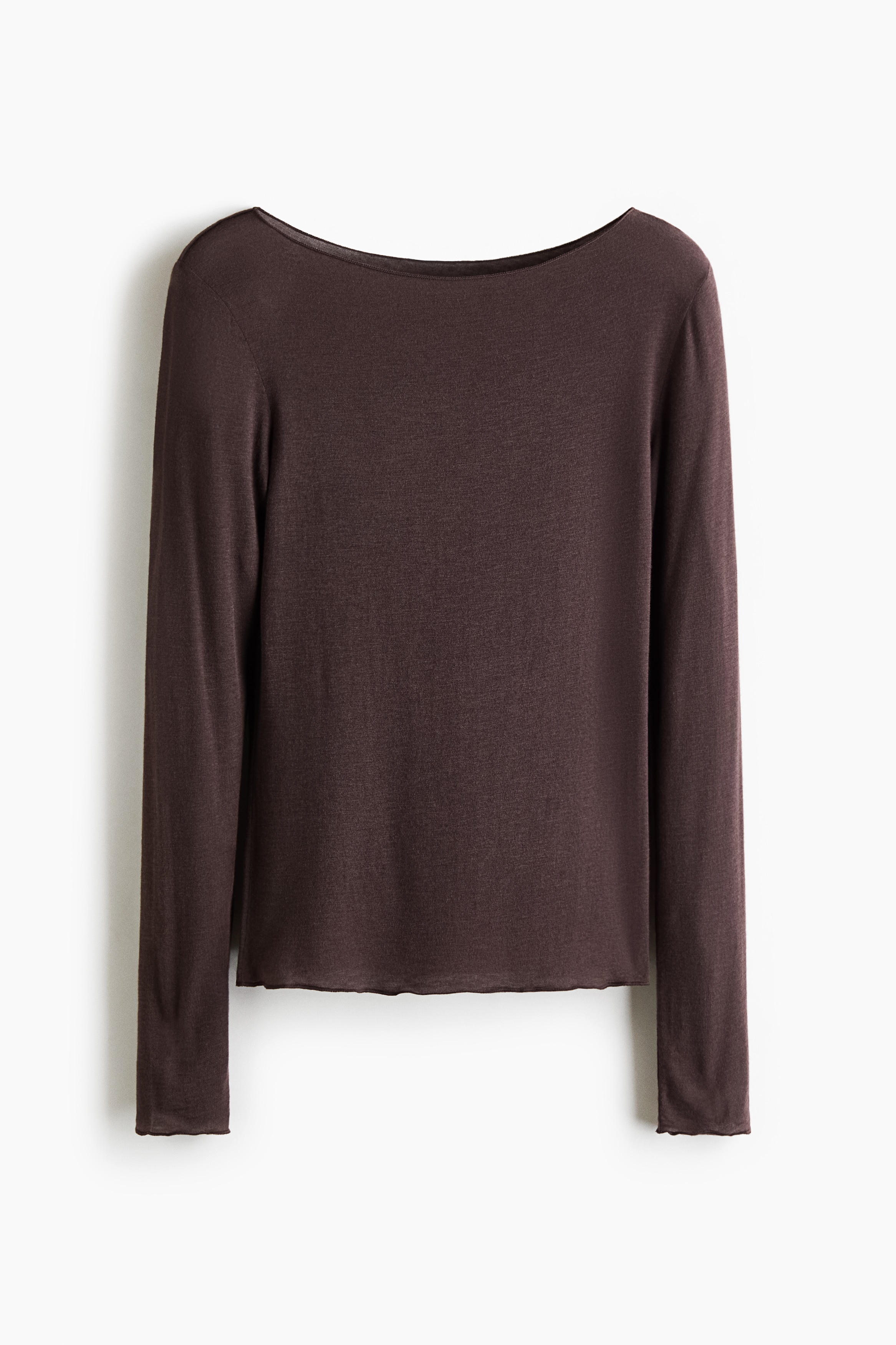 The model is wearing a dark brown fitted long-sleeved top with a boat neckline. The top is paired with matching wide-leg trousers featuring a drawstring waist.
