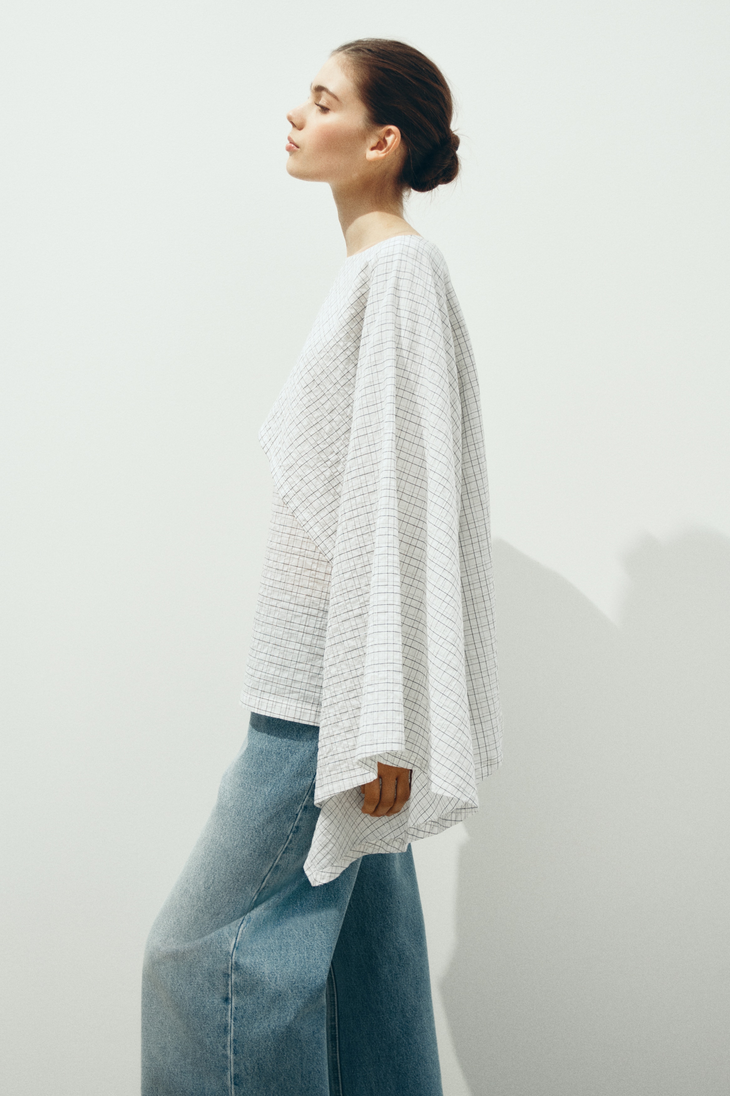 Blouse en seersucker avec cape - Blanc/carreaux