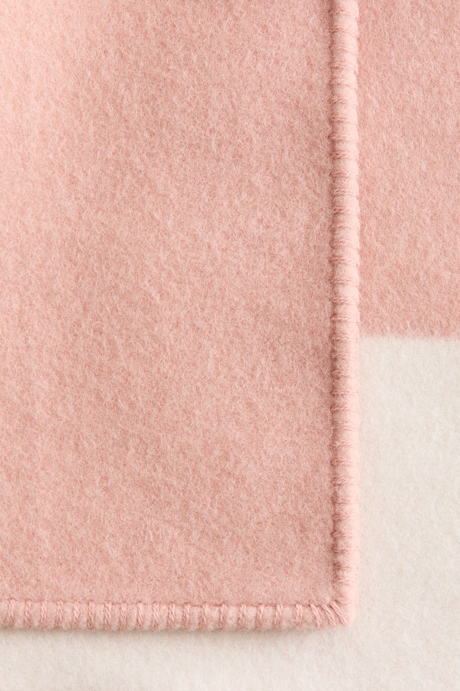 울 블렌드 블랭킷 - 핑크/크림/베이지/컬러블록/블랙/베이지/라이트 옐로/베이지 - 3