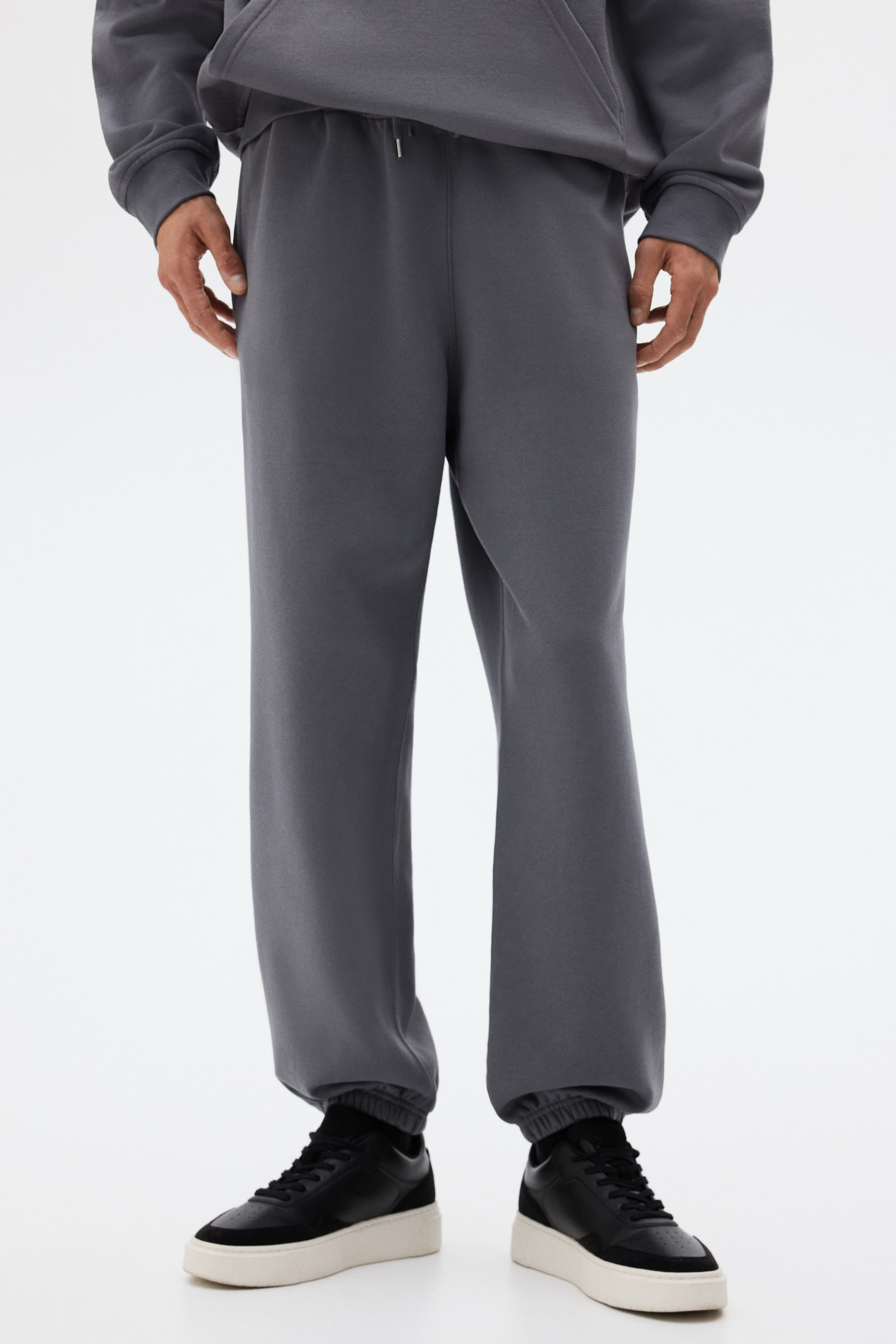 Büyük resmi görüntüle: 2 Parçalı Loose Fit Üst ve Jogger Pantolon Set - Koyu gri - ERKEK | H&M TR 4