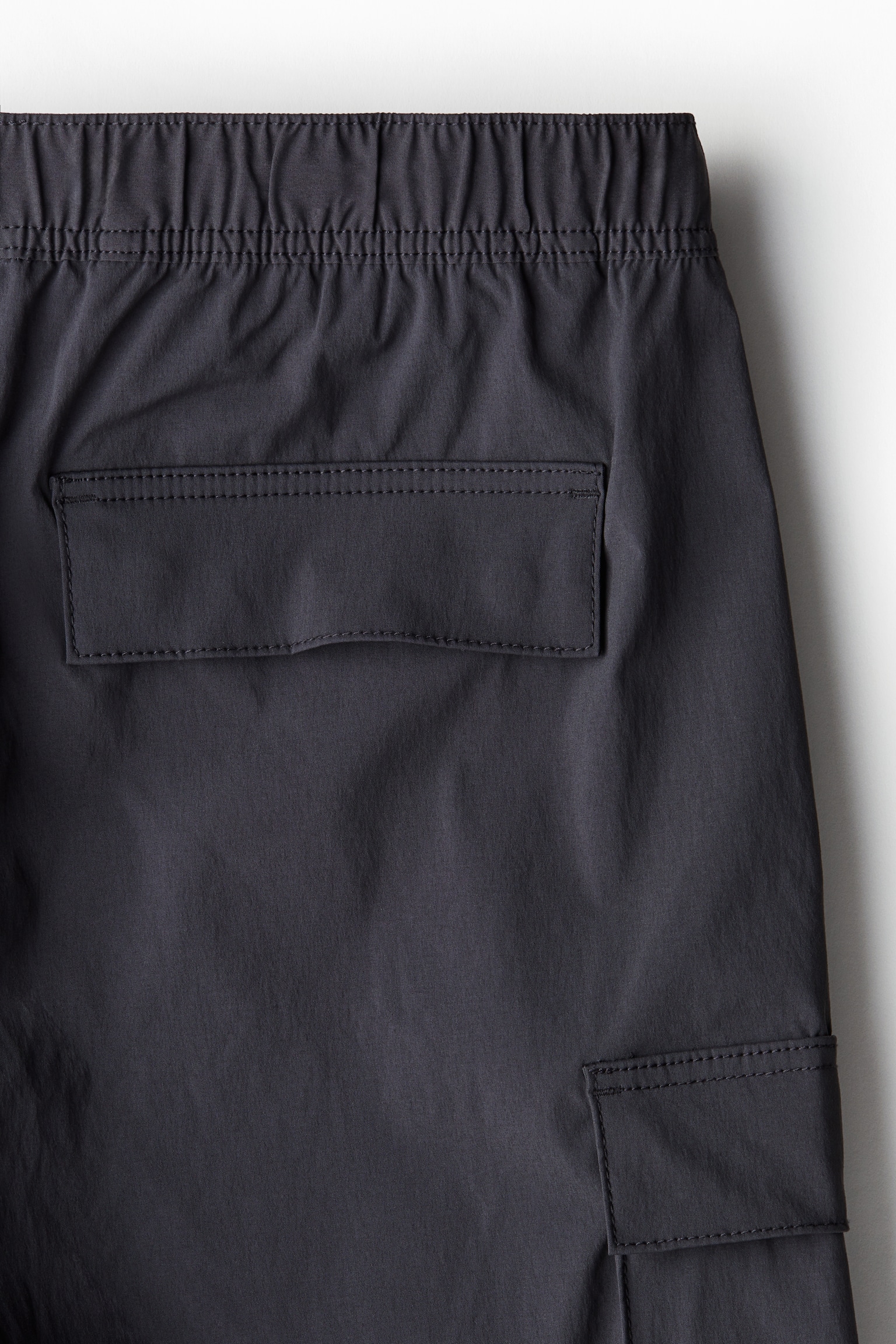 Regular Fit Nylon Cargo Shorts - Dark grey/Navy blue/Beige/Black/Light beige/Khaki green - 6