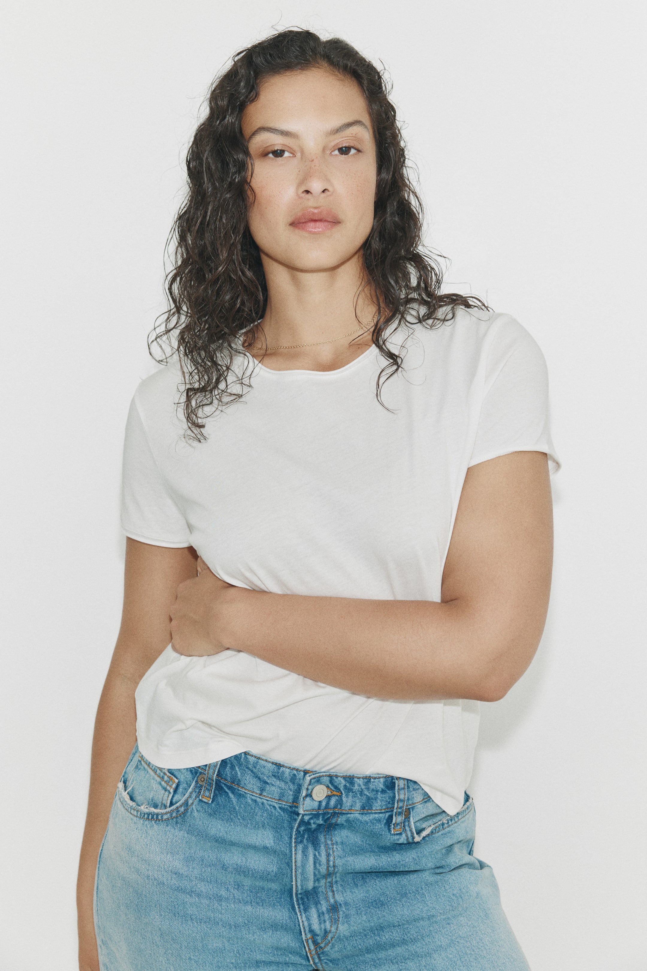 T-shirt à bords roulottés