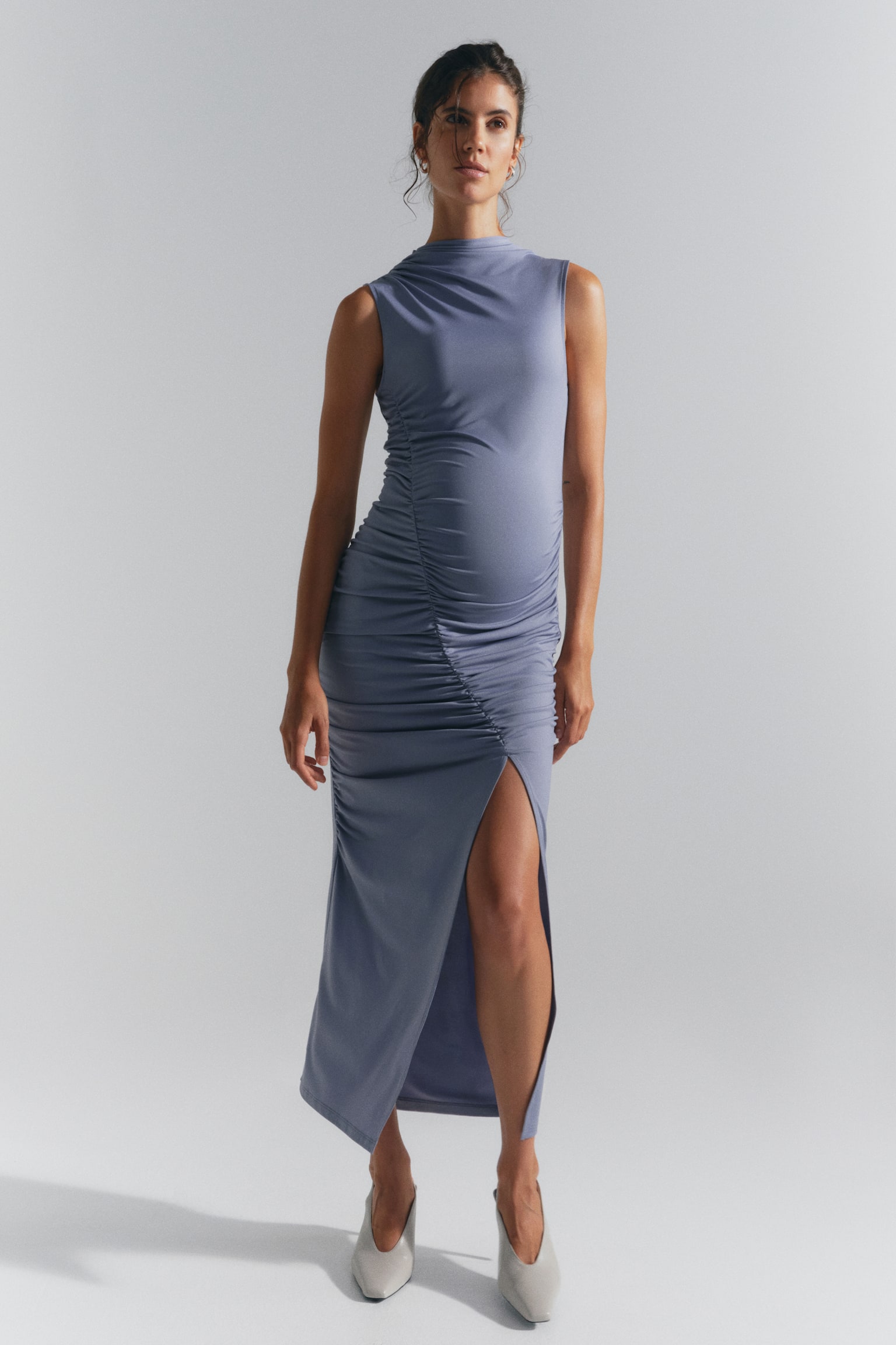 Женское платье H&M Mama Draped Maxi, цвет: Пыльный синий — фото 3