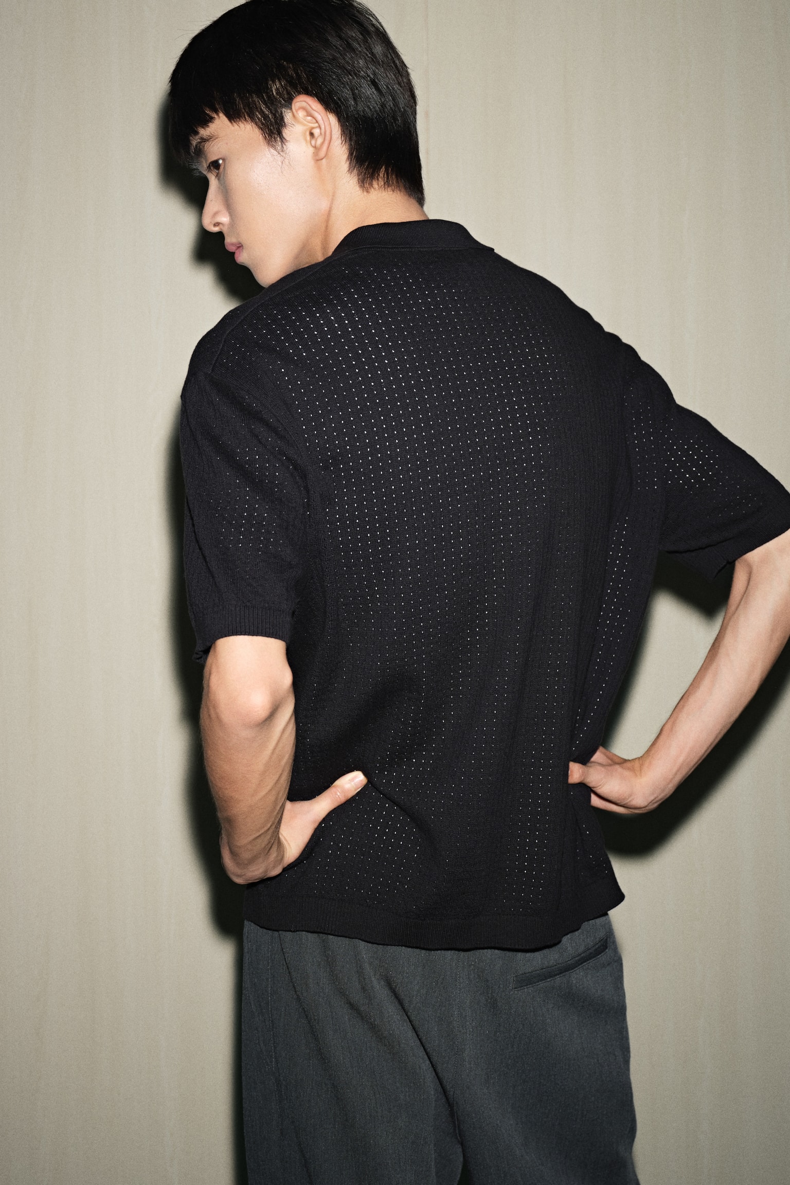 Loose Fit Textured-Knit Polo Shirt - Black/Cream - 7