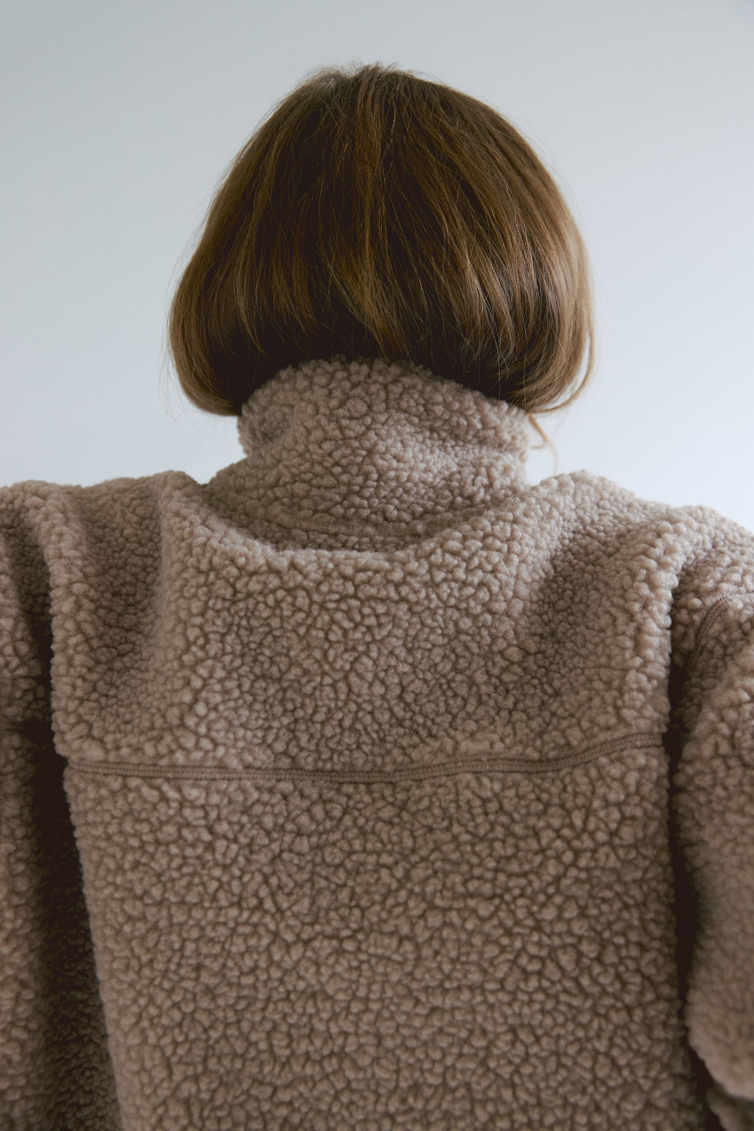 Женская куртка H&M Mama Before & After Babywearing Fleece, цвет: Бежевый — фото 7