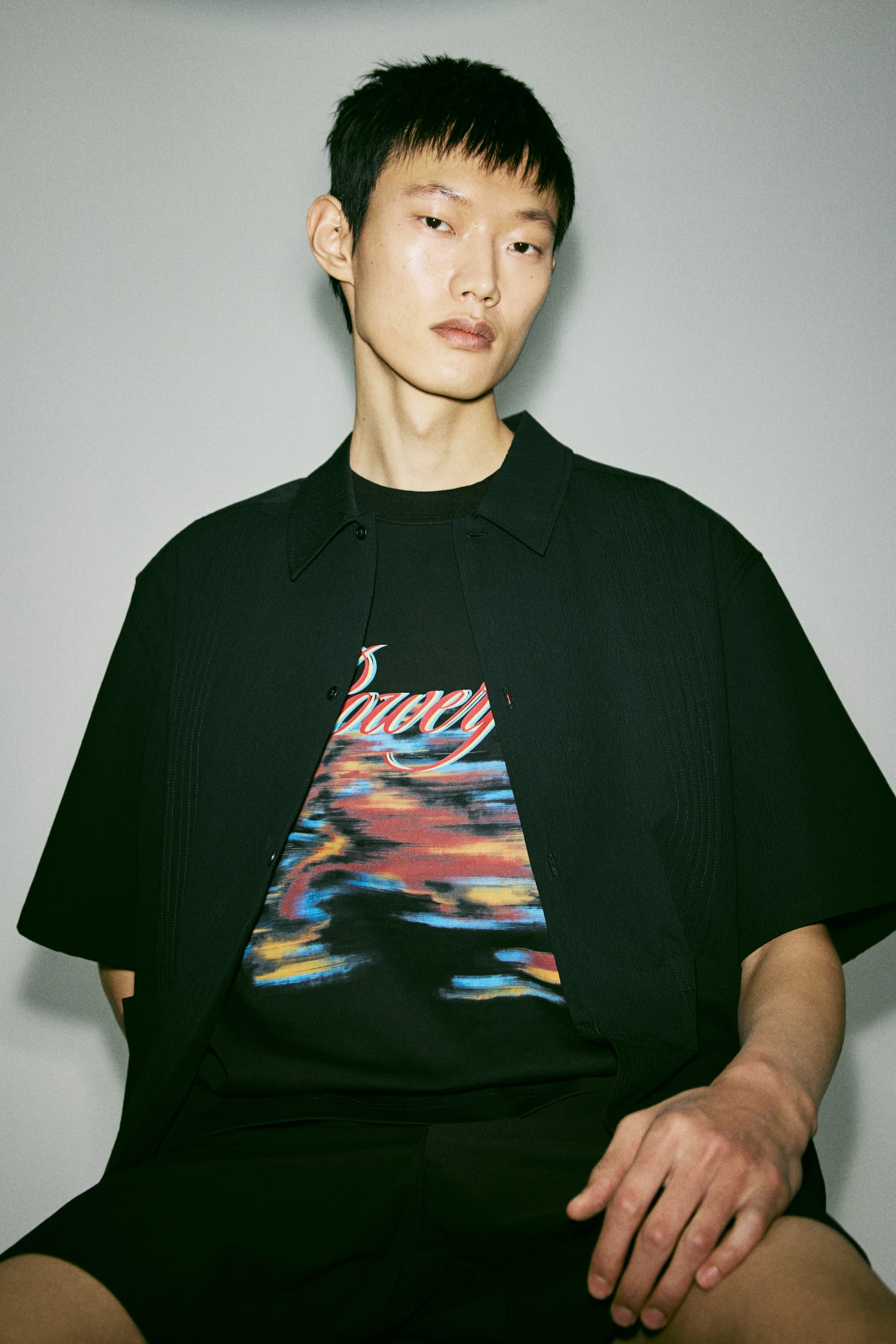 Loose Fit Textured short-sleeved shirt - Black/Cream - 9