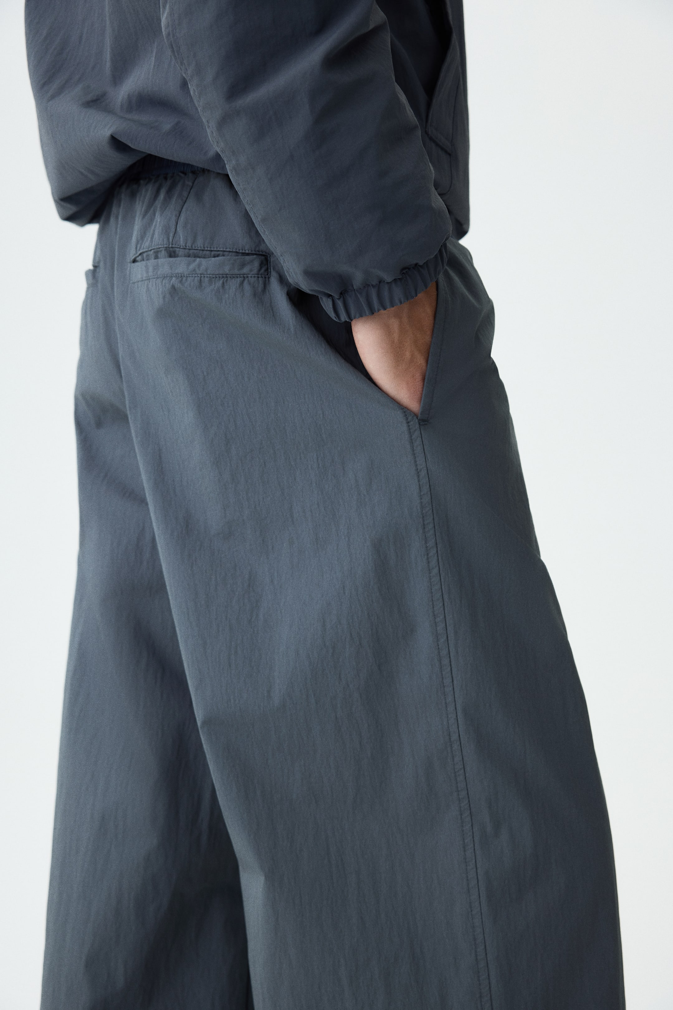 Мужские брюки H&M Loose-Fit Track Pants — фото 3