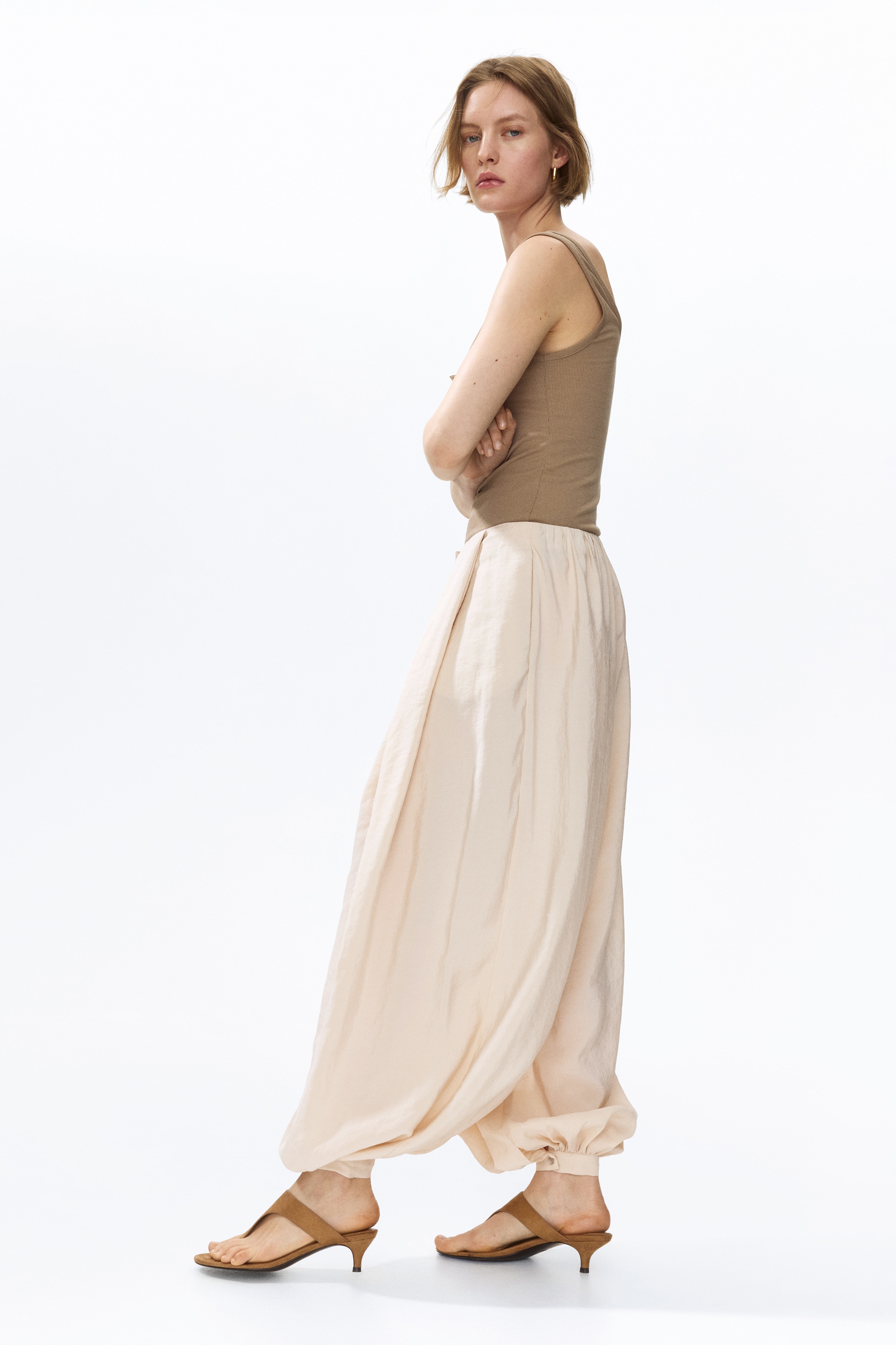 Balloon-leg modal trousers