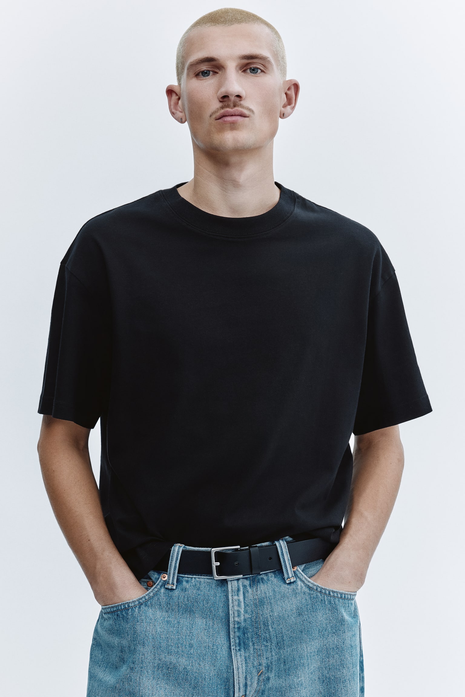 טישירט Loose Fit - שחור/ורוד/אפור כהה/תכלת/לבן/כחול/ירוק/כחול מאובק/חום - 2