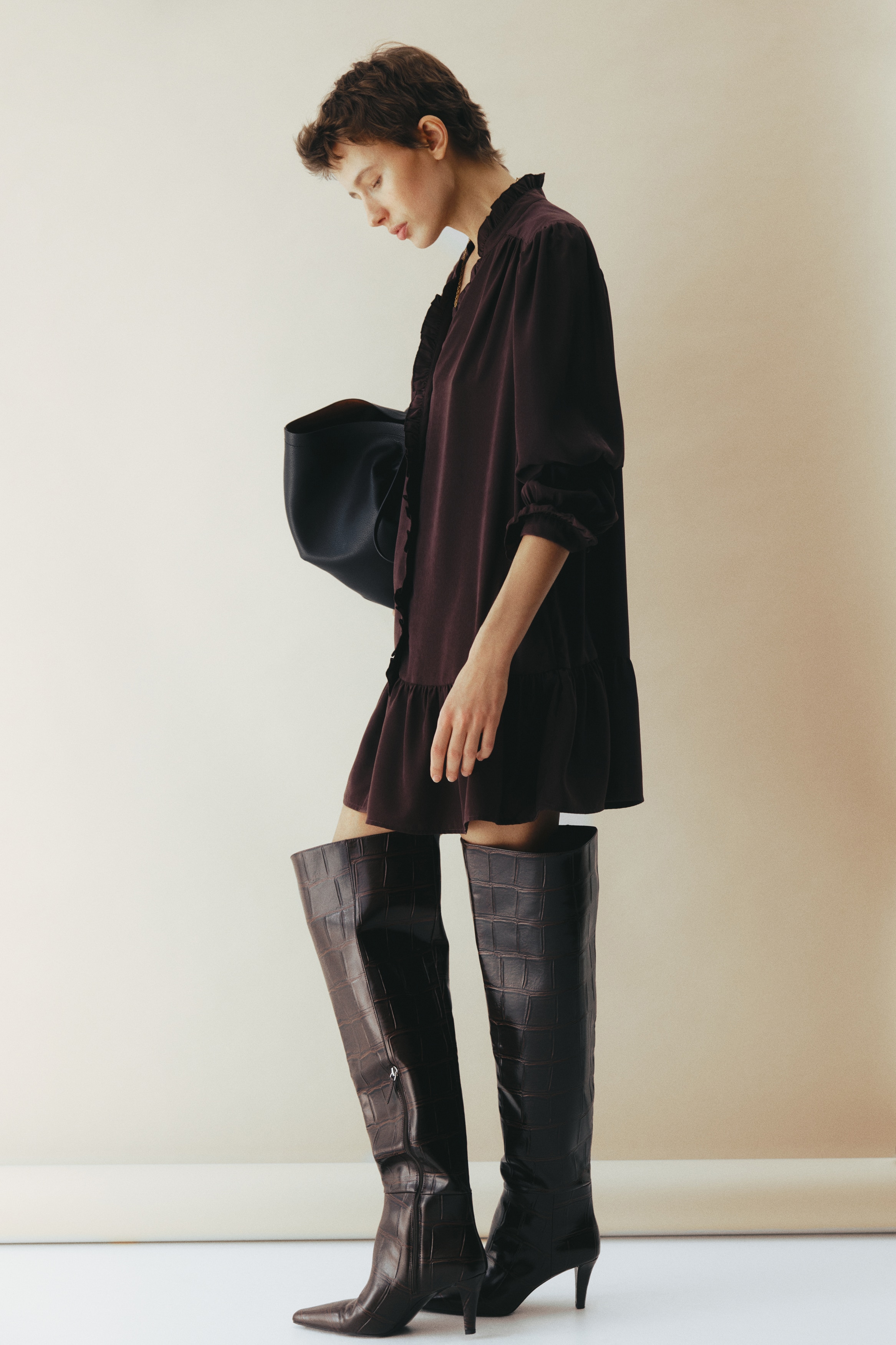 Φόρεμα με βολανάκι - Σκούρο καφέ/Μαύρο/πουά