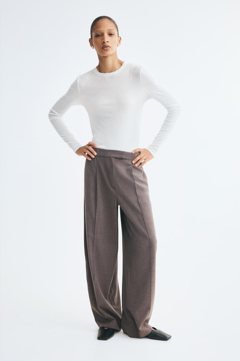 Vrećaste pantalone elegantnog kroja