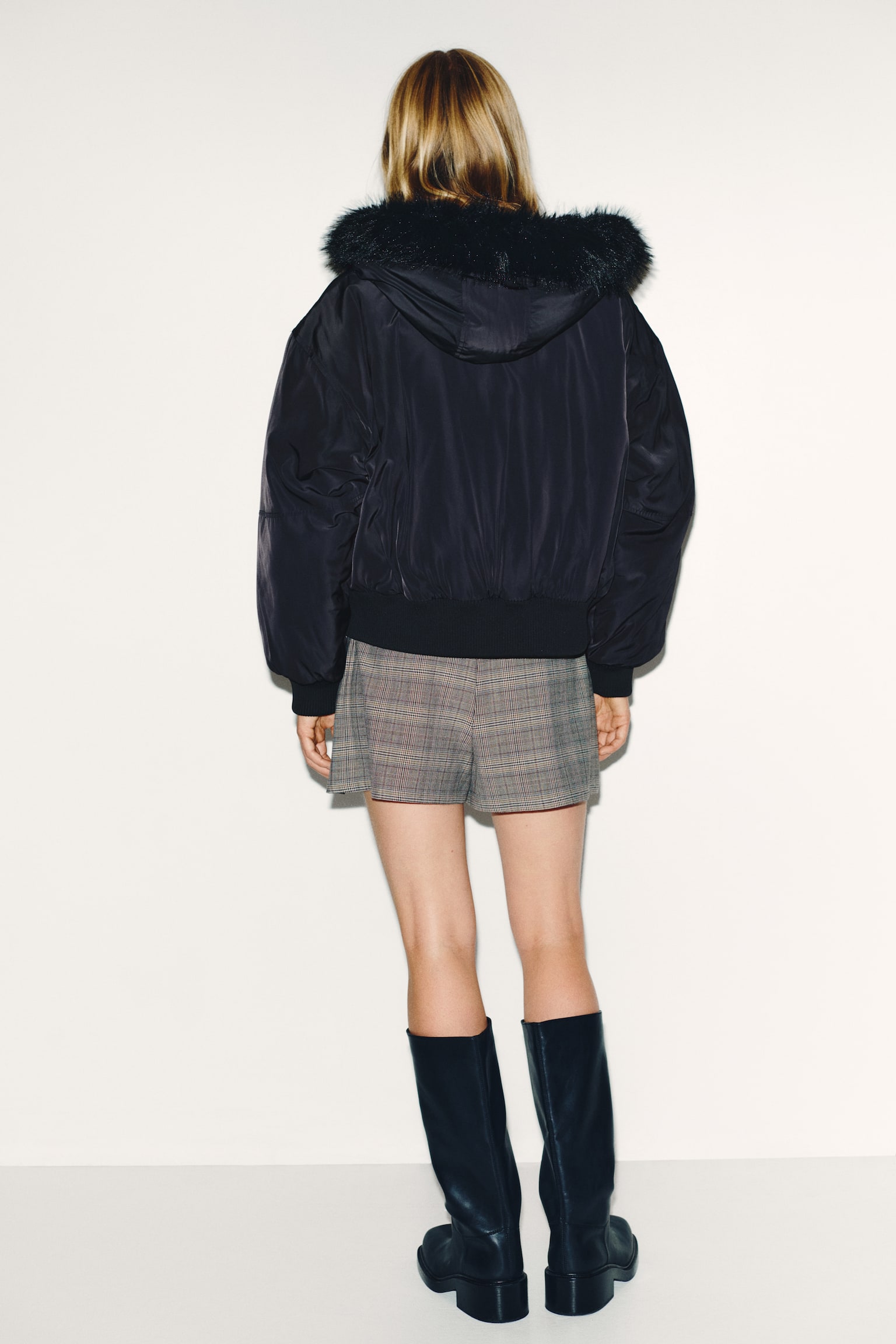 Куртка H&M Hooded Bomber, цвет: Чёрный — фото 7