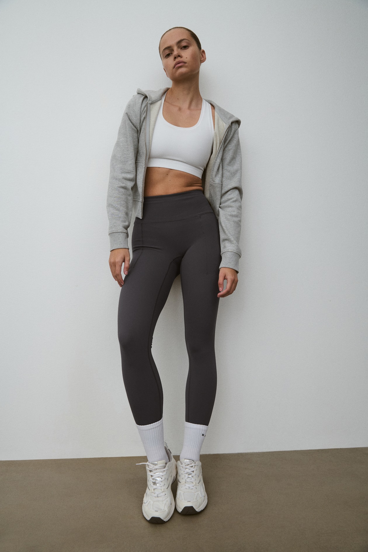 Running Leggings with ShapeMove - image 5