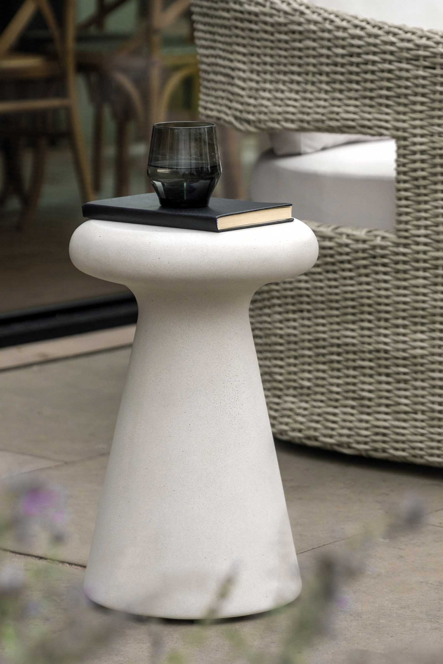 Reinforced Concrete Side Table - Natural/Cream