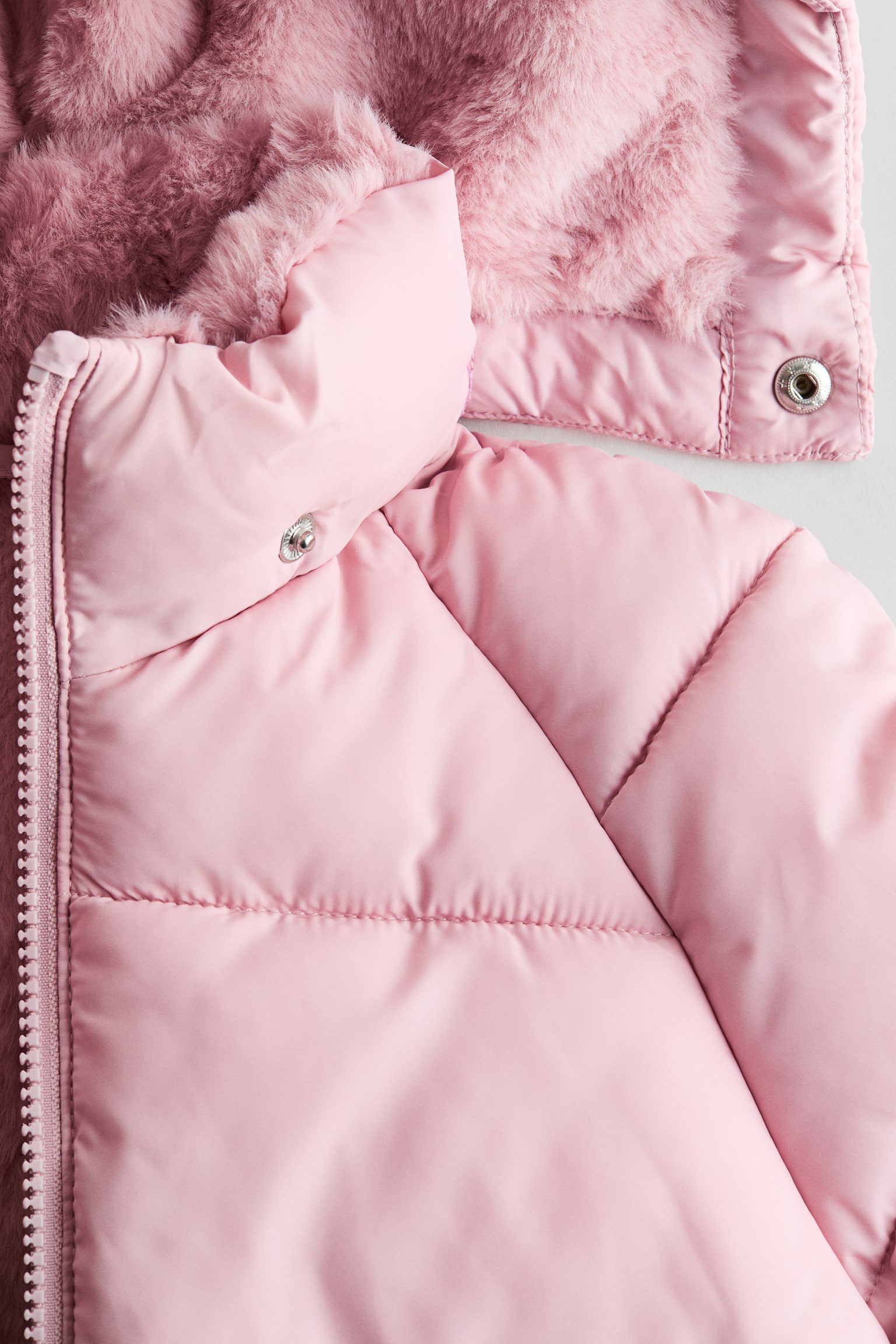 Детская куртка H&M Water-Repellent Puffer, цвет: Пыльный розовый — фото 4