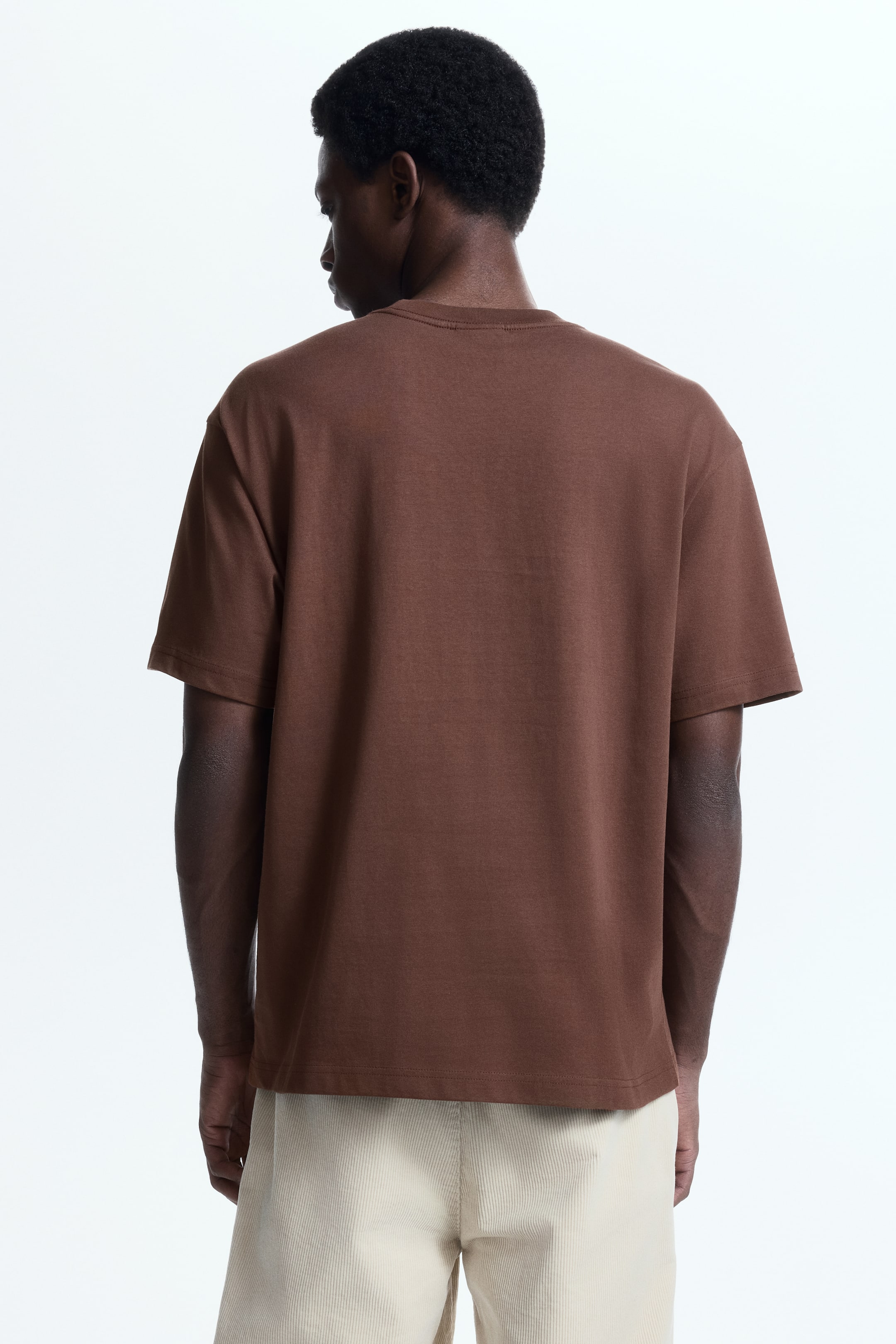 Grösseres Bild ansehen: Bedrucktes T-Shirt in Loose Fit - Braun/Adapt - HERREN | H&M CH 4