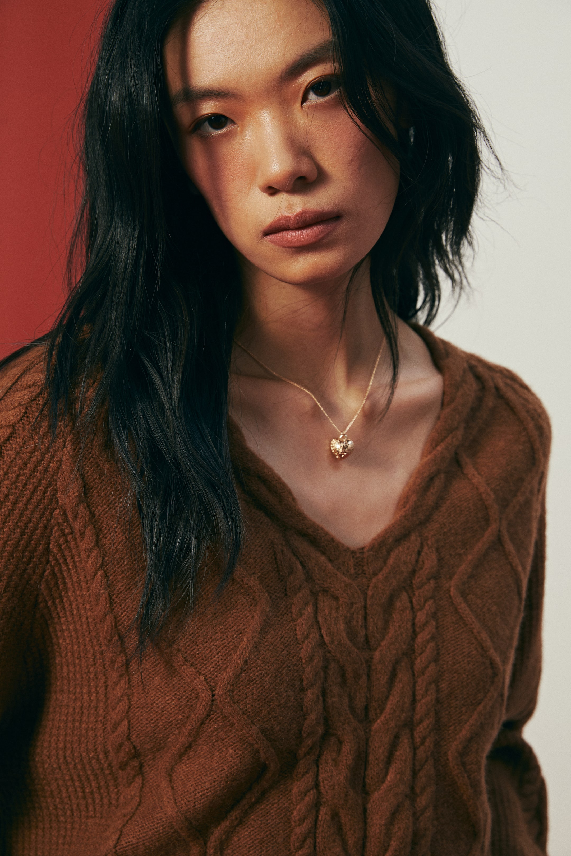 拡大画像を表示: ケーブルニットセーター - ブラウン - レディース | H&M JP 2