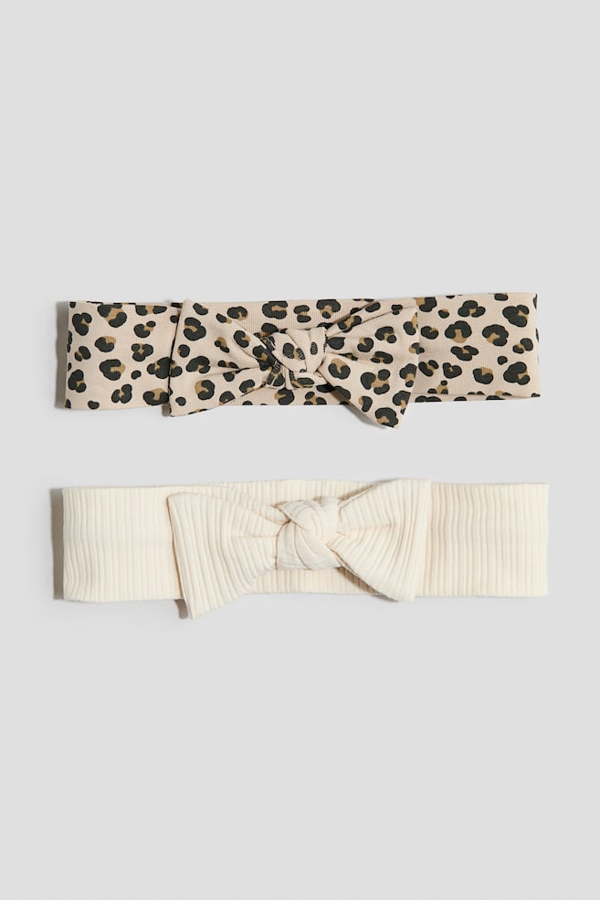 2 Haarbänder mit Schleife - Cremefarben/Leopardenprint/Mattrosa/Geblümt/Schwarz/Goldfarben/Rot/Kariert - 1