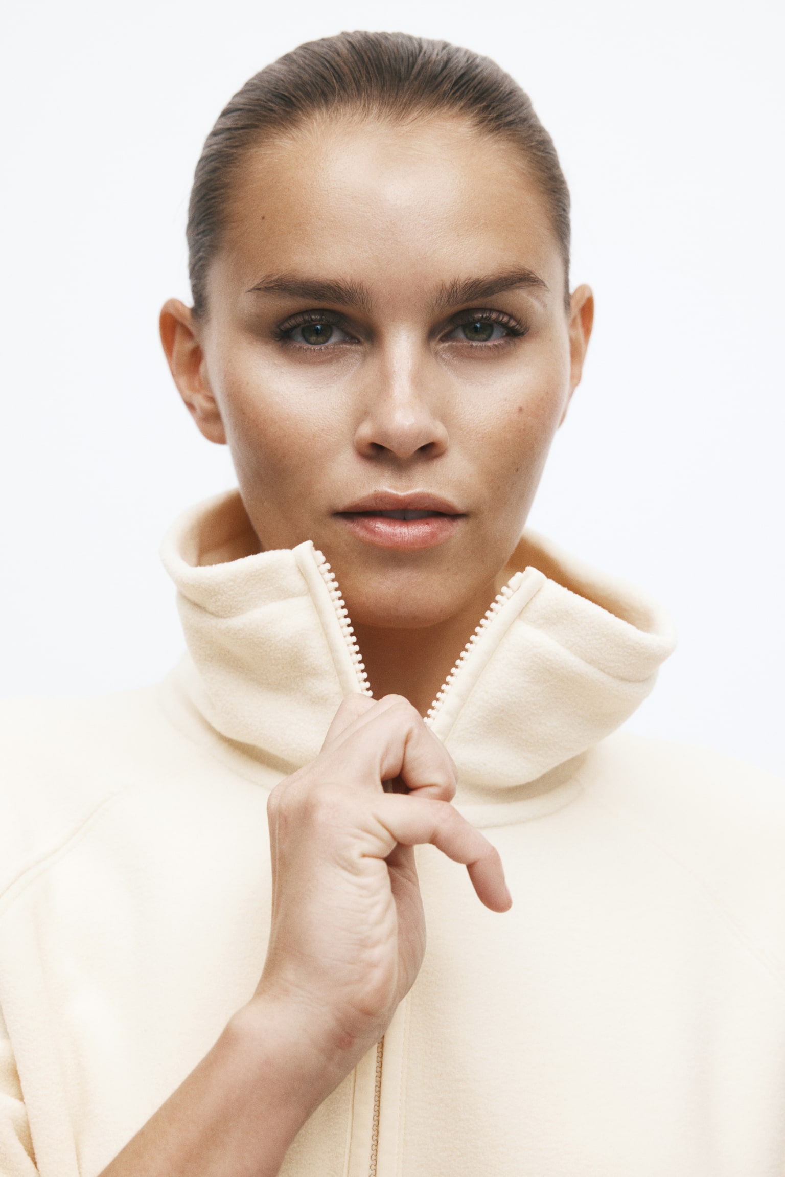 Женский топ H&M Fleece sports Top with ThermoMove™, цвет: Ванильный — фото 4