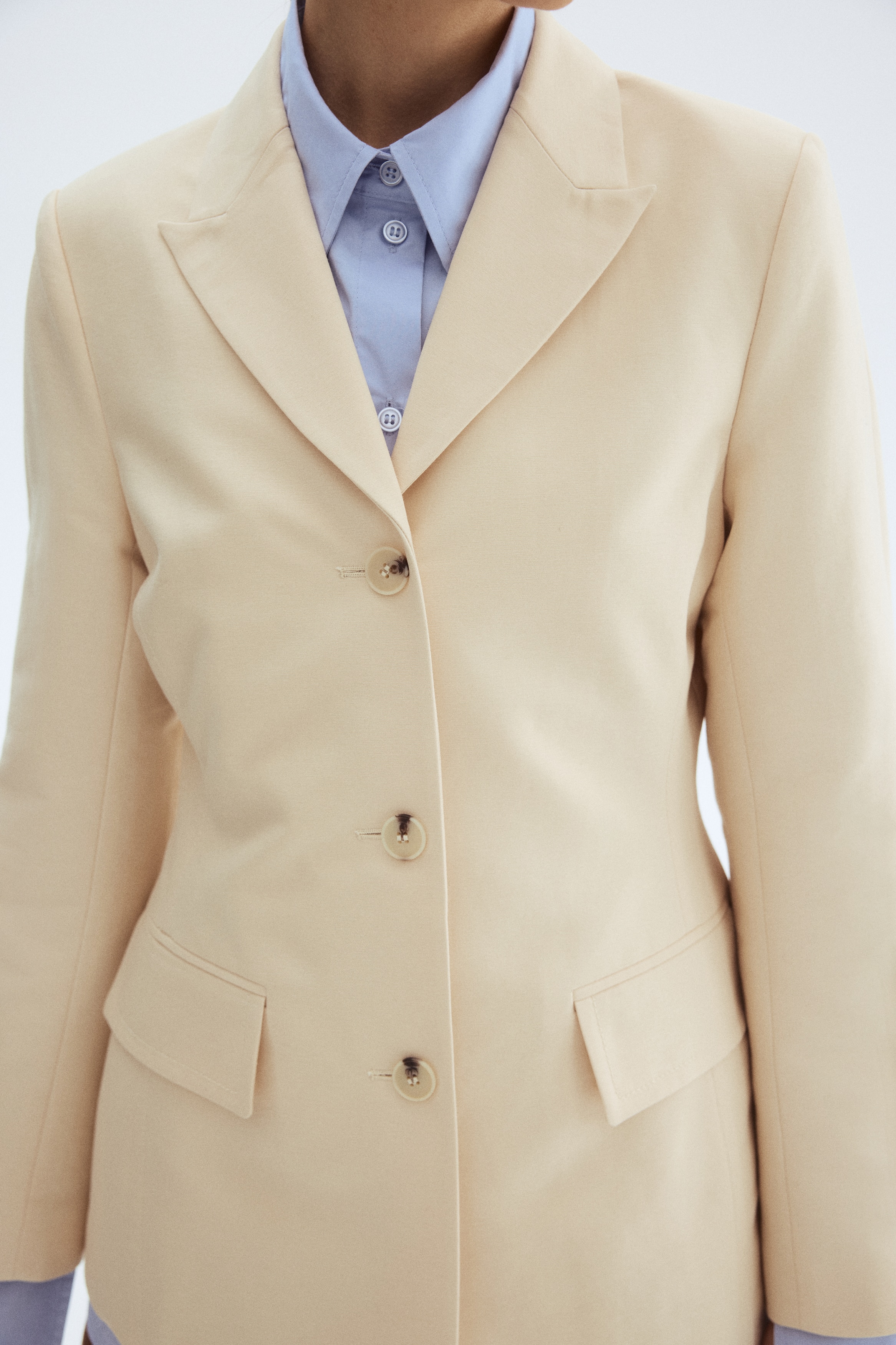 Fitted blazer