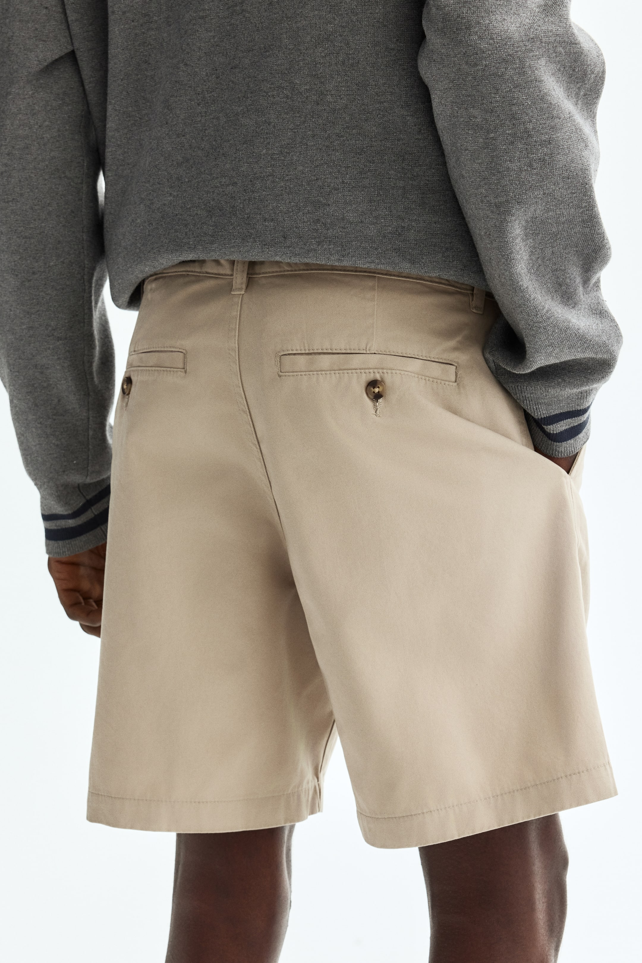 Мужские шорты H&M Relaxed Fit Chino shorts — фото 6