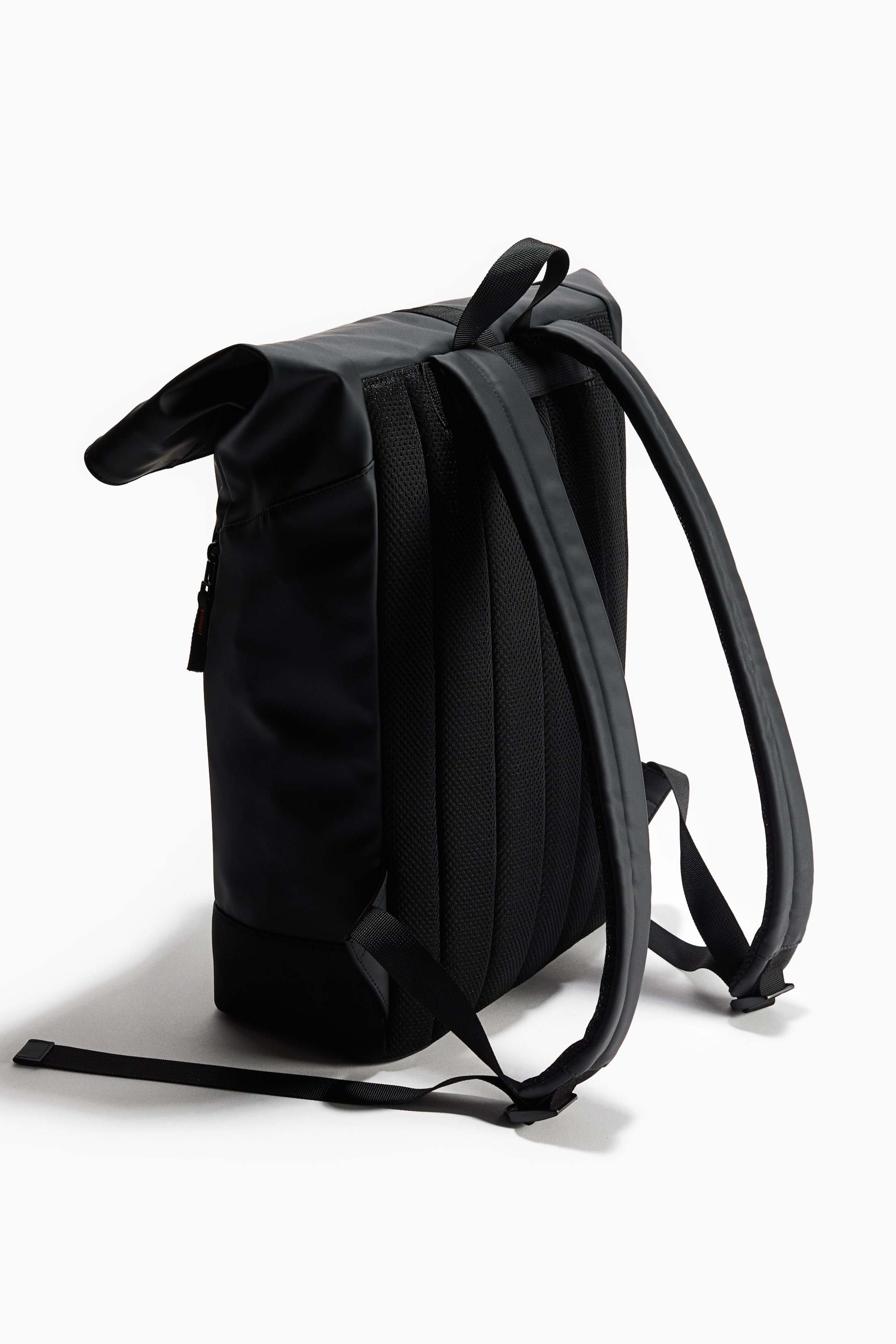 Sac à dos à rabat enroulable