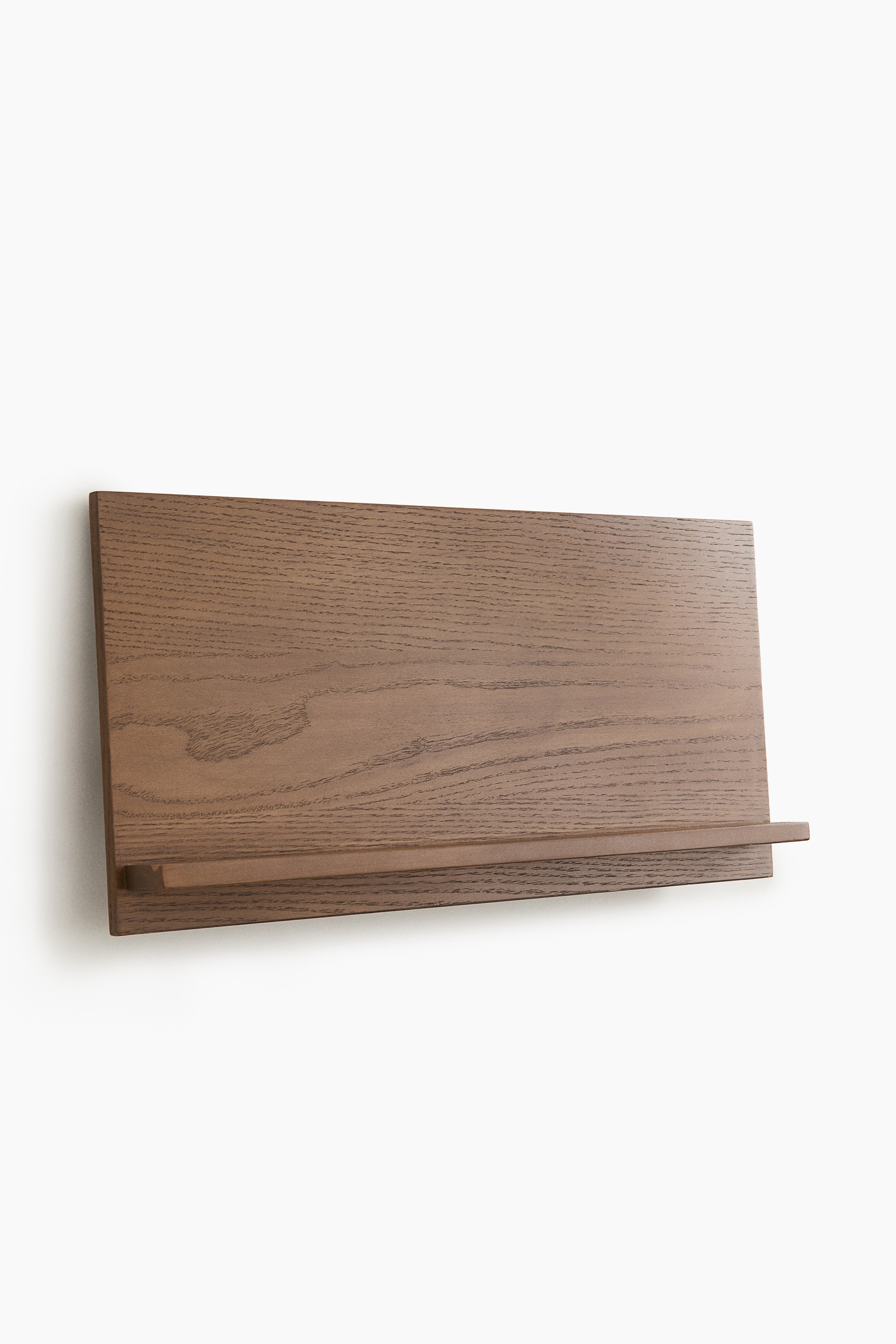 Wooden wall shelfModel