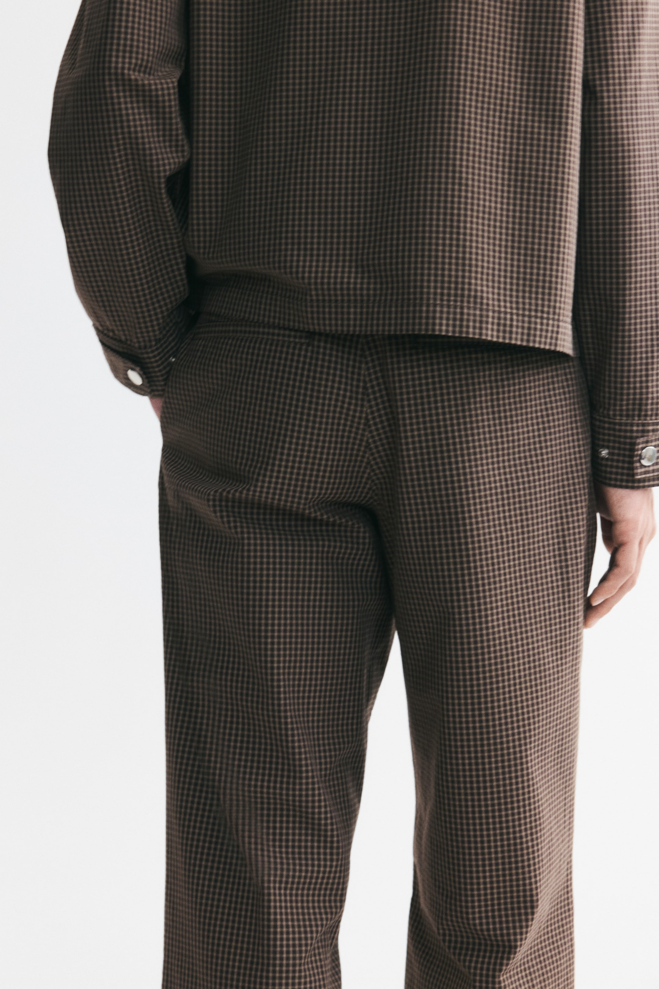 Relaxed-Fit Wide-Leg Pants