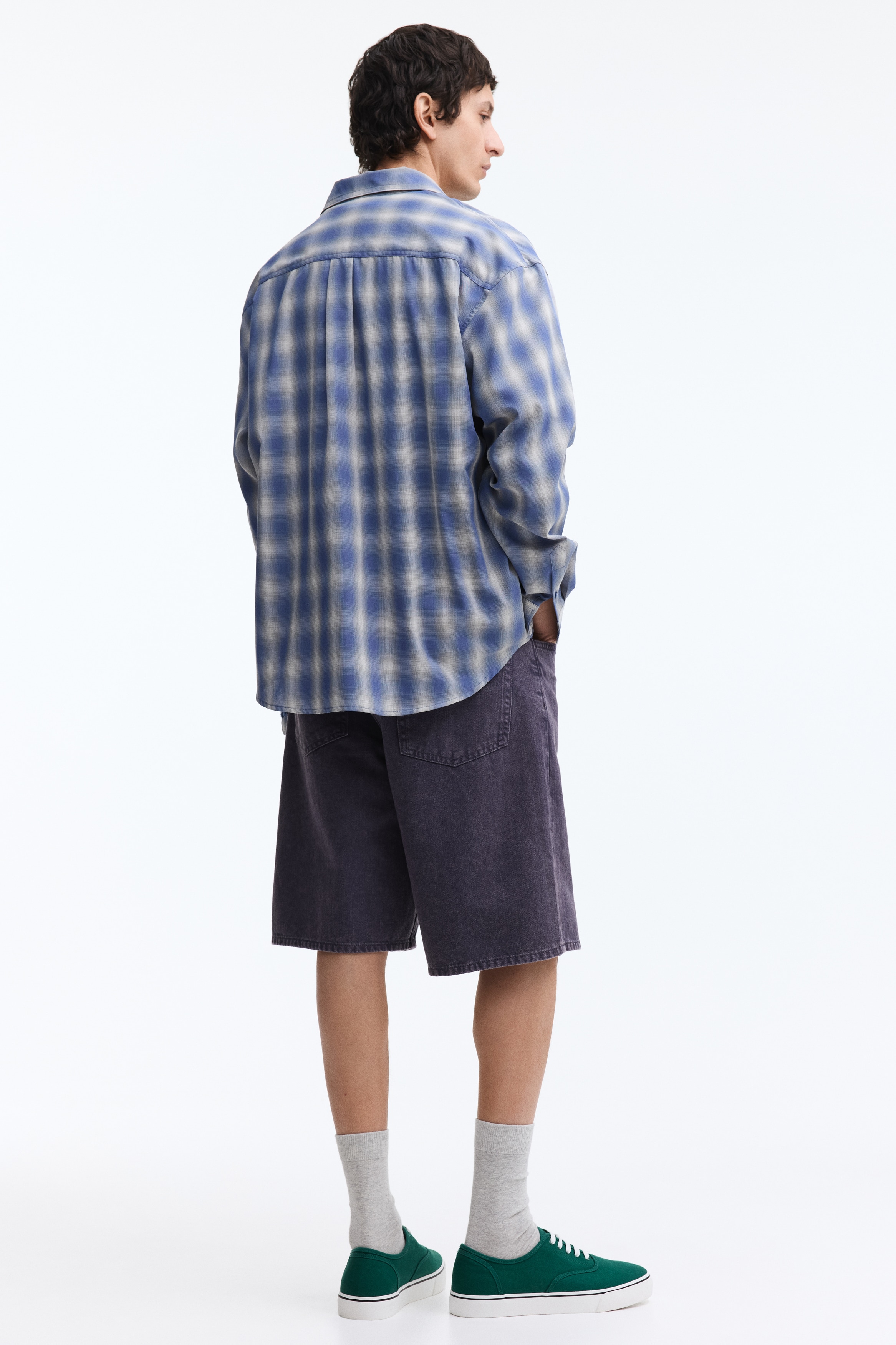 Men's Dark lilac Relaxed Denim Shorts | H&M PH
