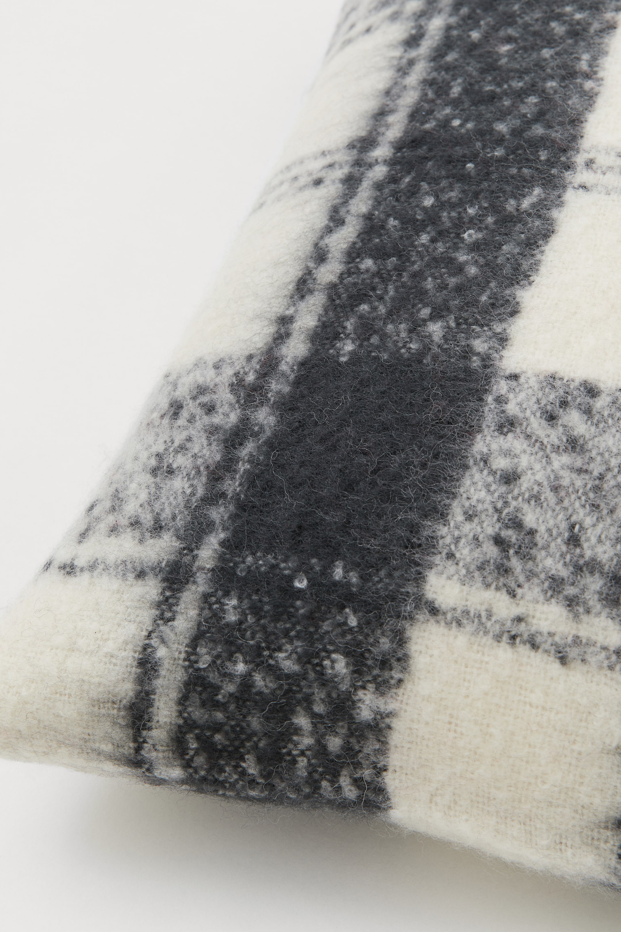 Plaid Woolblend Cushion Cover Dark gray/white Home All H&M US