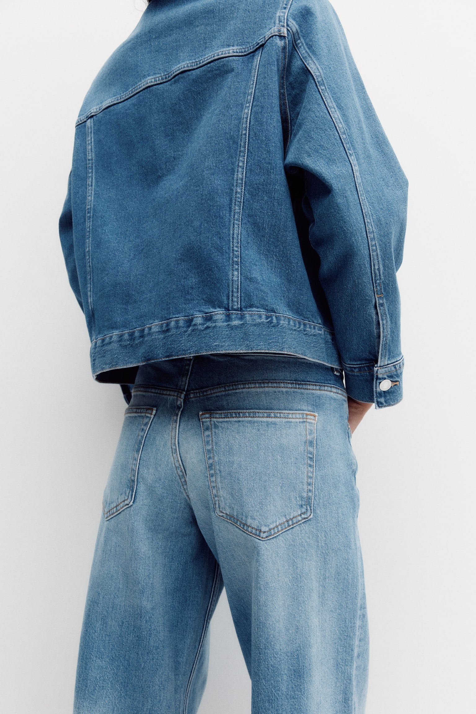 Wide Ultra High Jeans - Svetla teksas plava/Crna - 7