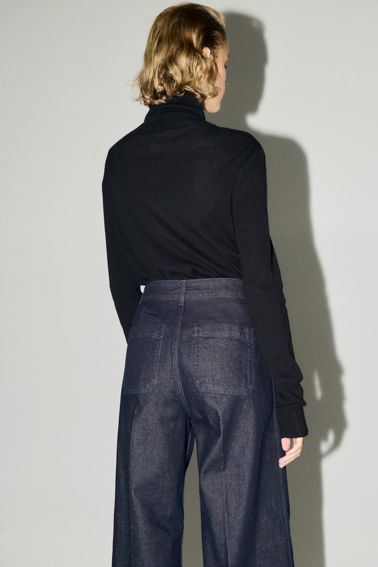 Wide High Ankle Jeans - image 3