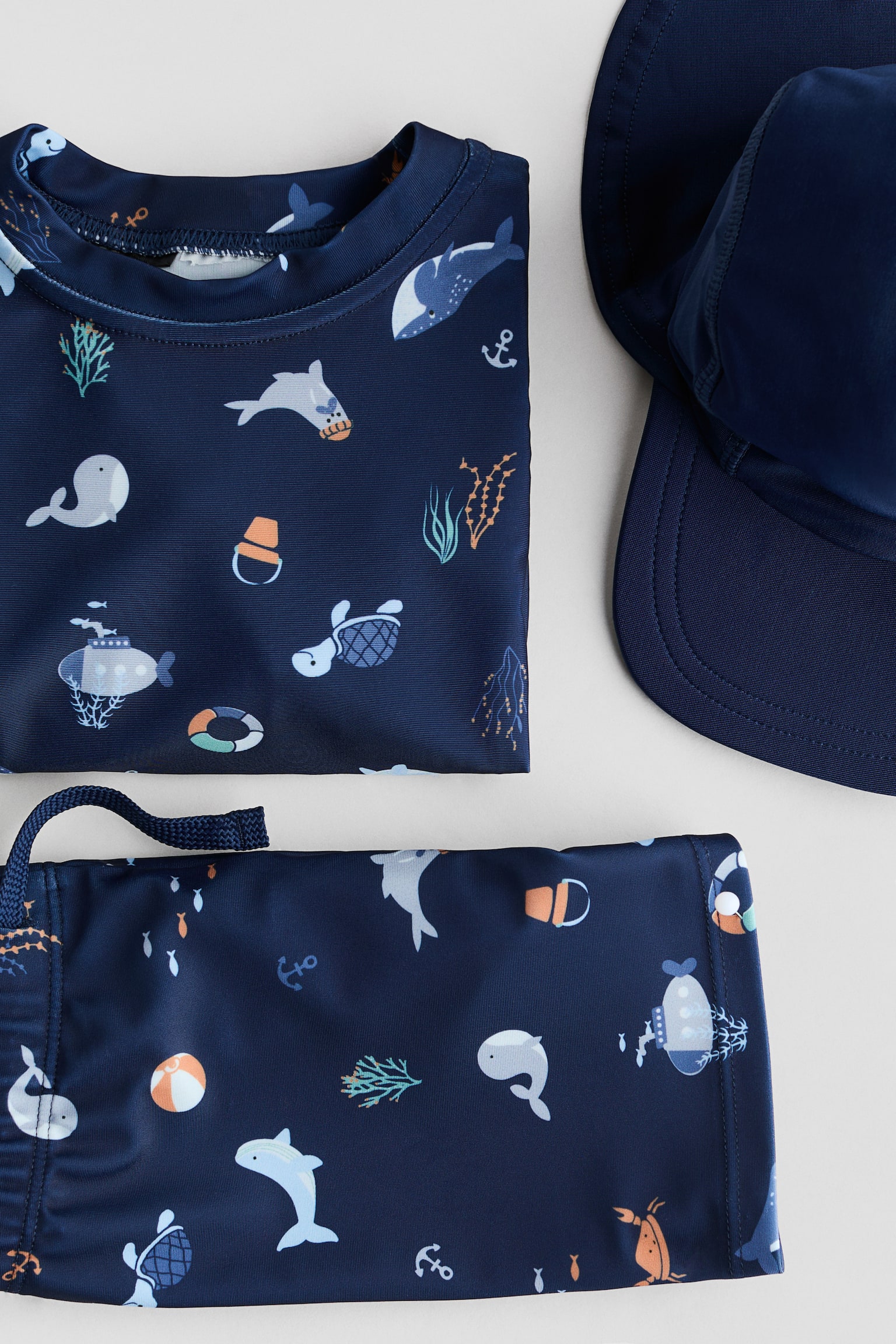 UPF 50 Sun protection set - Navy blue/Marine life/Light pink/Strawberries/Light pink/Seashells/Light green/Leopard - 2