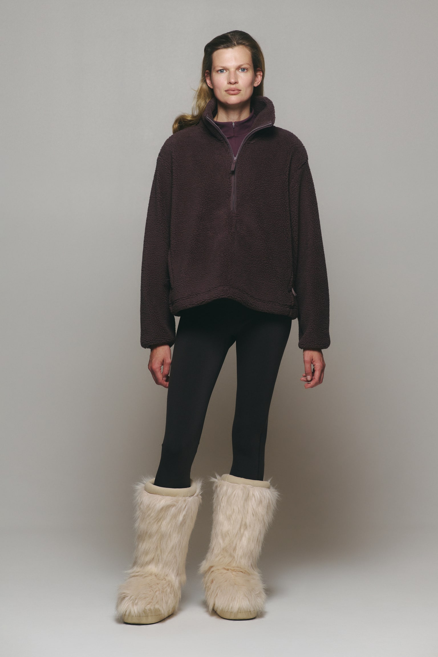 Женская куртка H&M Move Teddy Fleece Half-Zip with ThermoMove™, цвет: Фиолетовый серо-коричневый — фото 3
