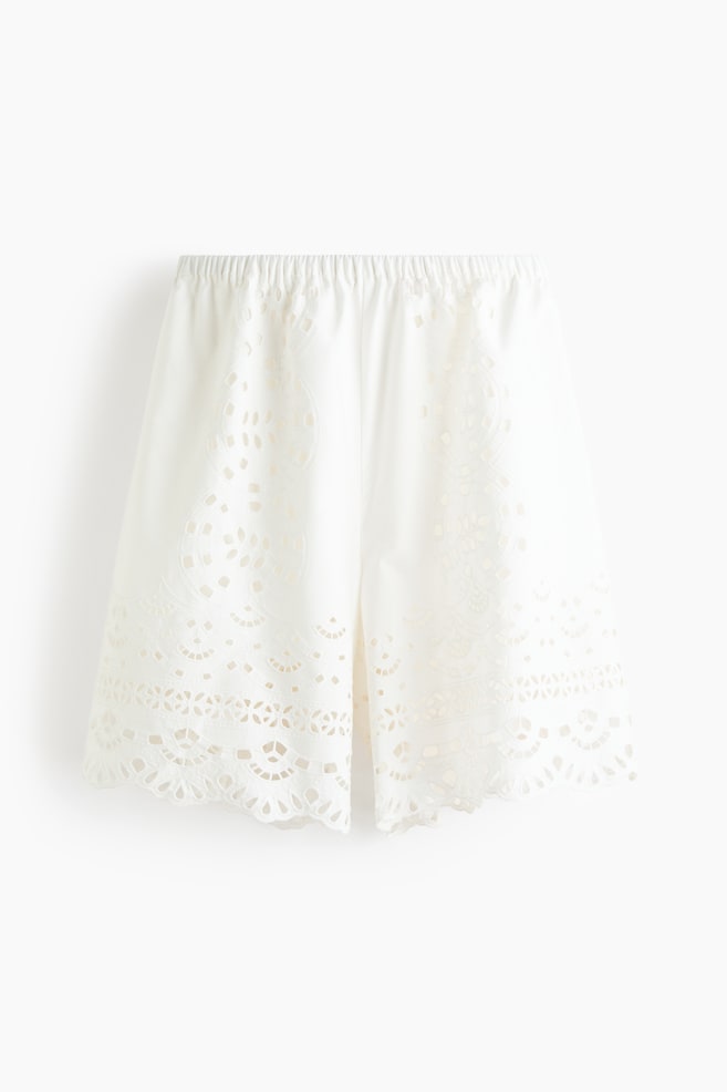 Pantaloni scurți cu broderie englezească - Alb - 1