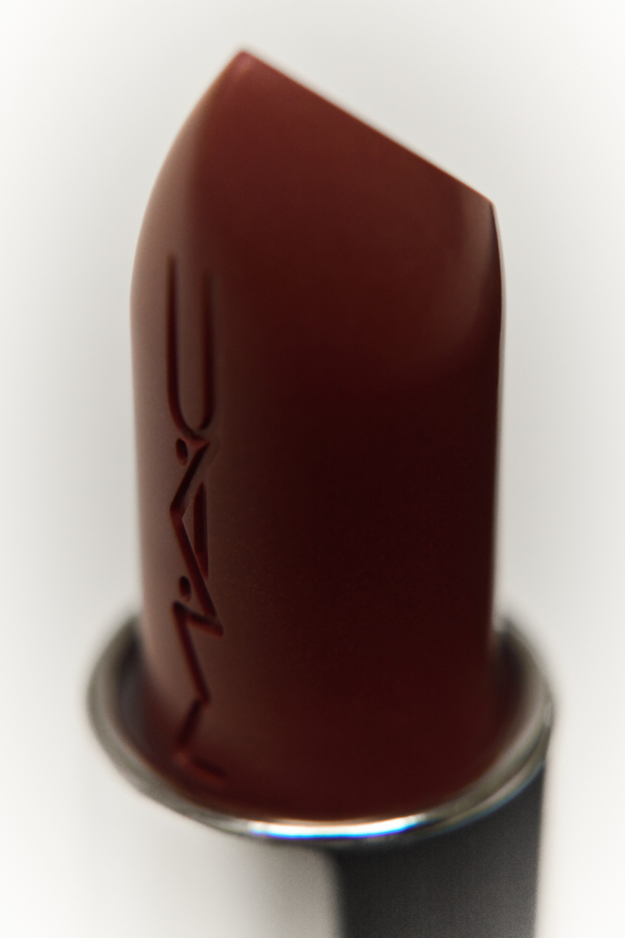 Visa större bild: Lustreglass Sheer-shine Lipstick - Thanks, It’s M·a·c! - M·A·C Cosmetics - Beauty all | H&M FI 1
