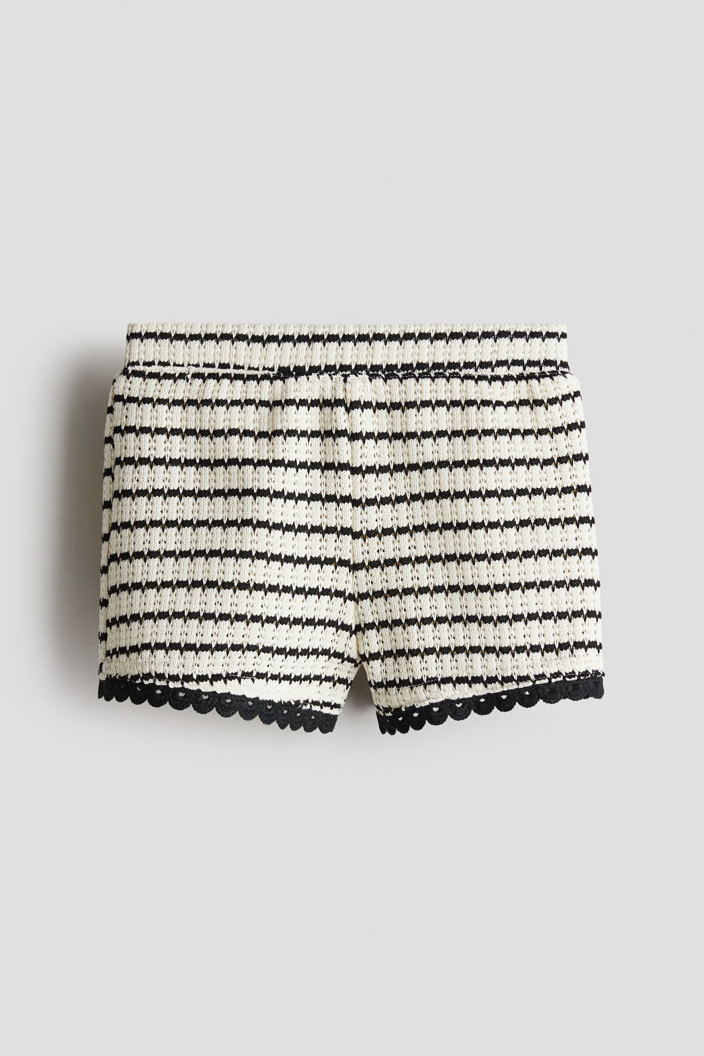 Textured-knit shorts - Light beige/Black striped/Cream/Striped/Cerise