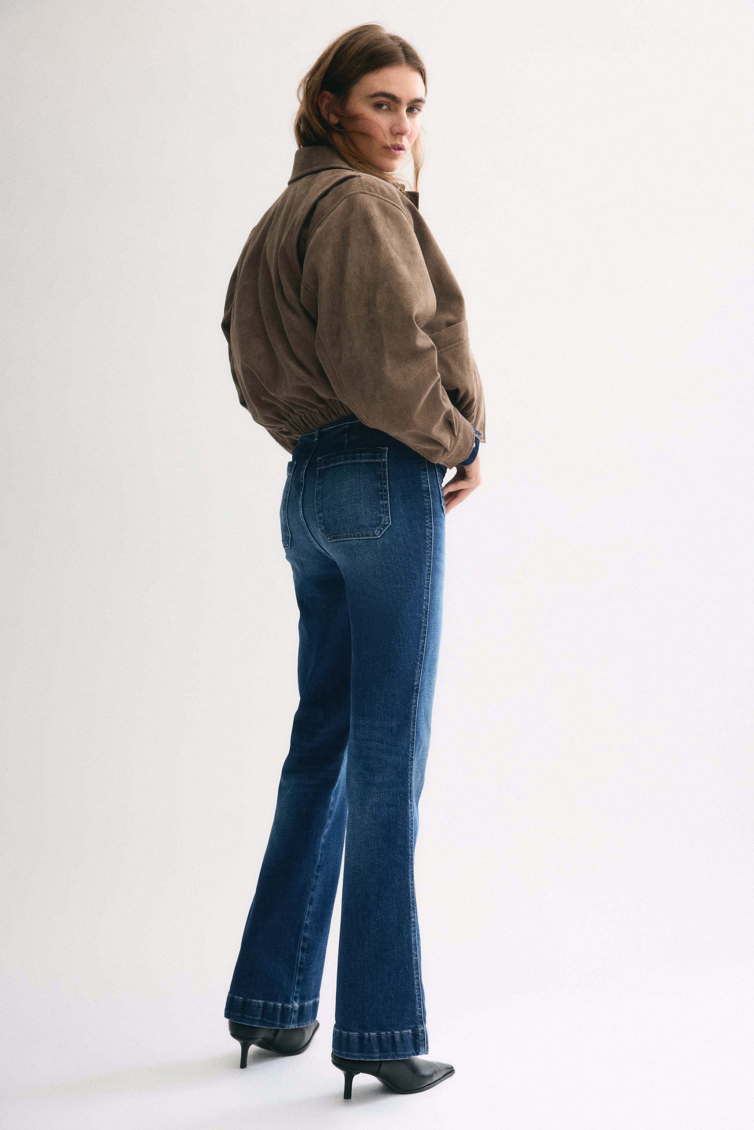 Flared High Jeans - Blu denim scuro/Bianco/Blu denim scuro/Rosa pesca/Marrone/leopardato/Blu denim scuro/Blu denim/Bianco - 4