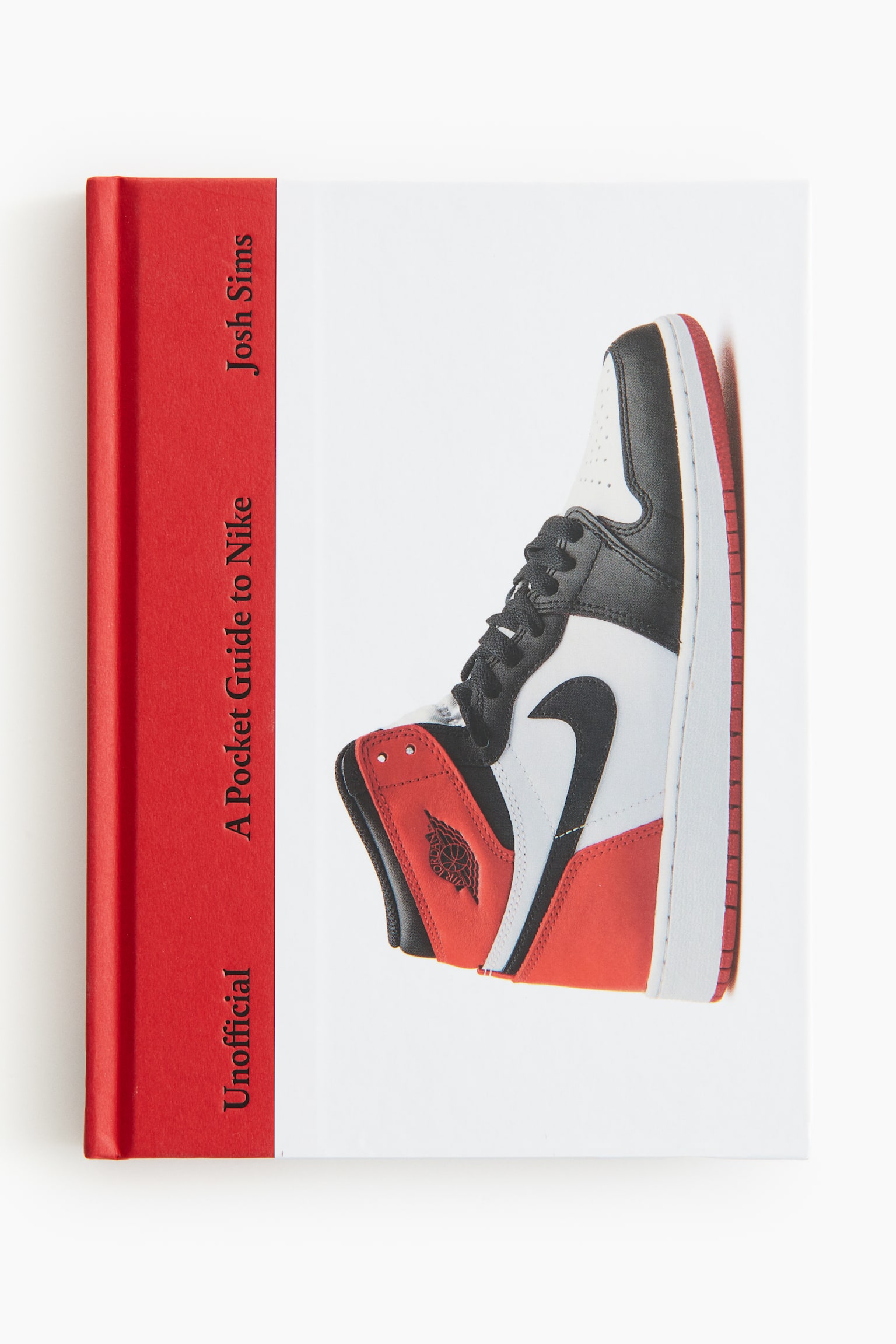 A Pocket Guide to Nike - Red - 1