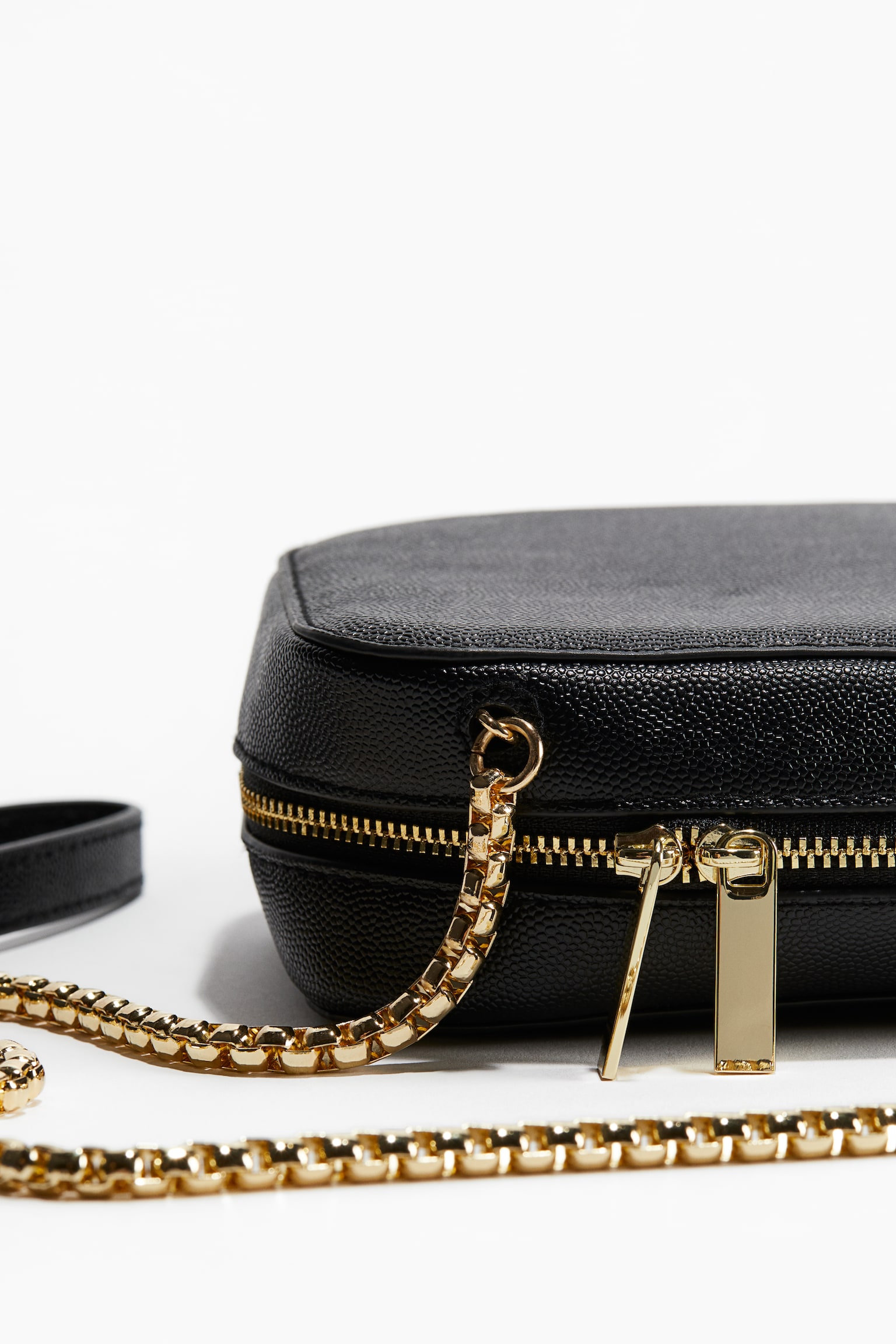 Grained crossbody bag - Black - 3