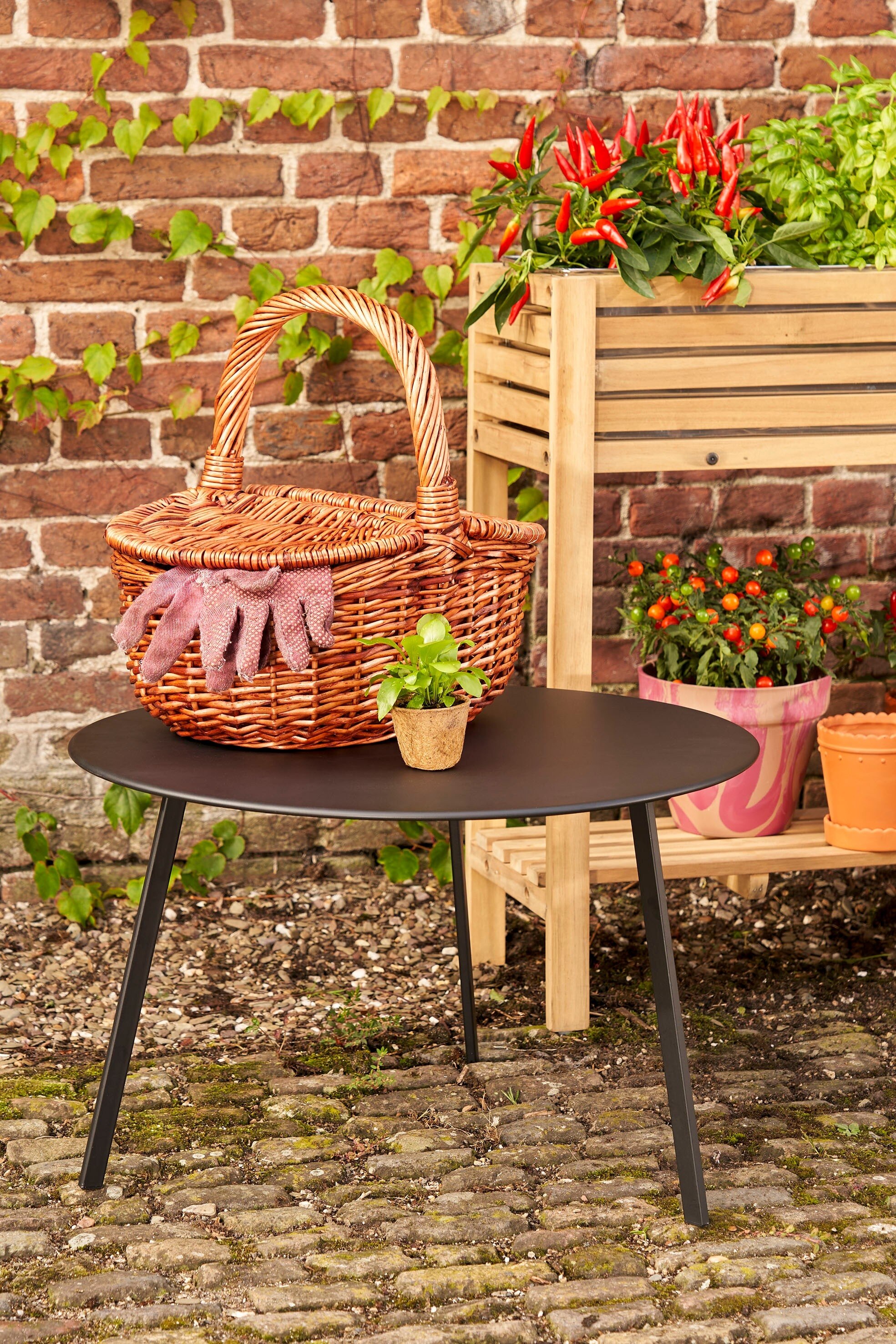 Sidebord I Metal - Sort