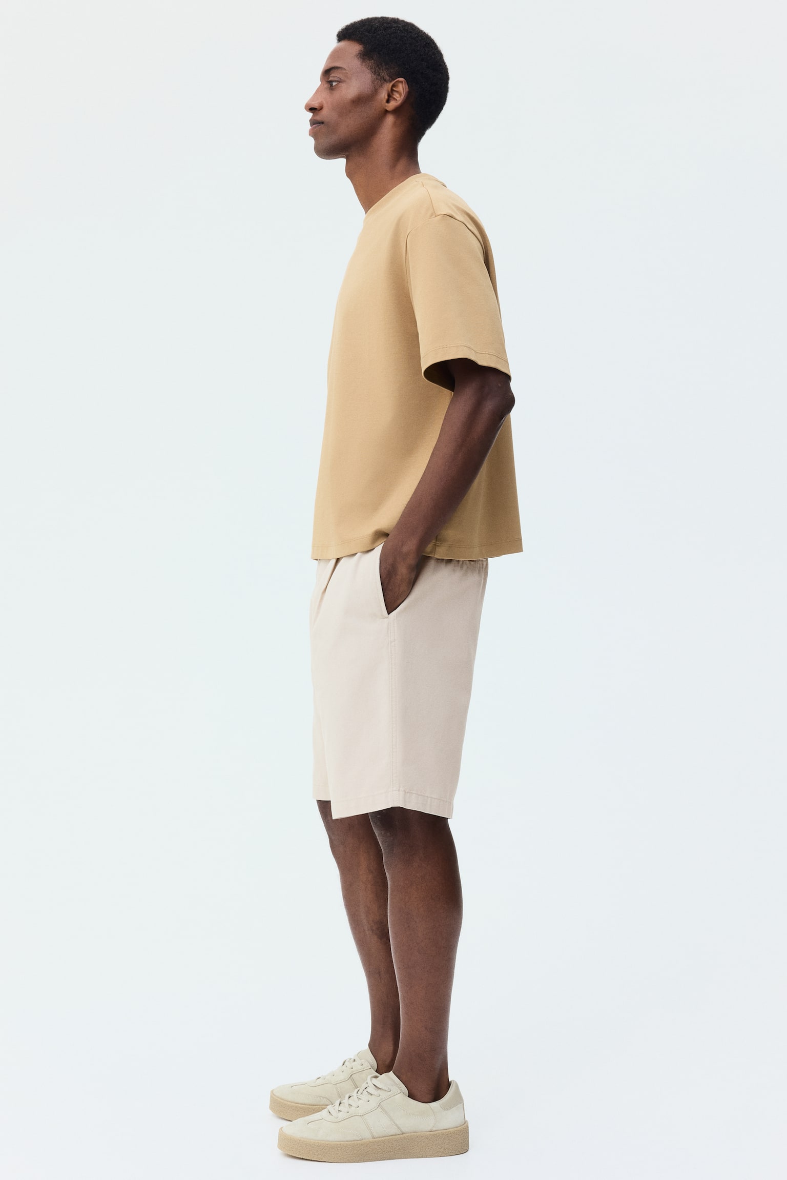 Relaxed Fit Cotton Chino shorts - Beige/Black - 6