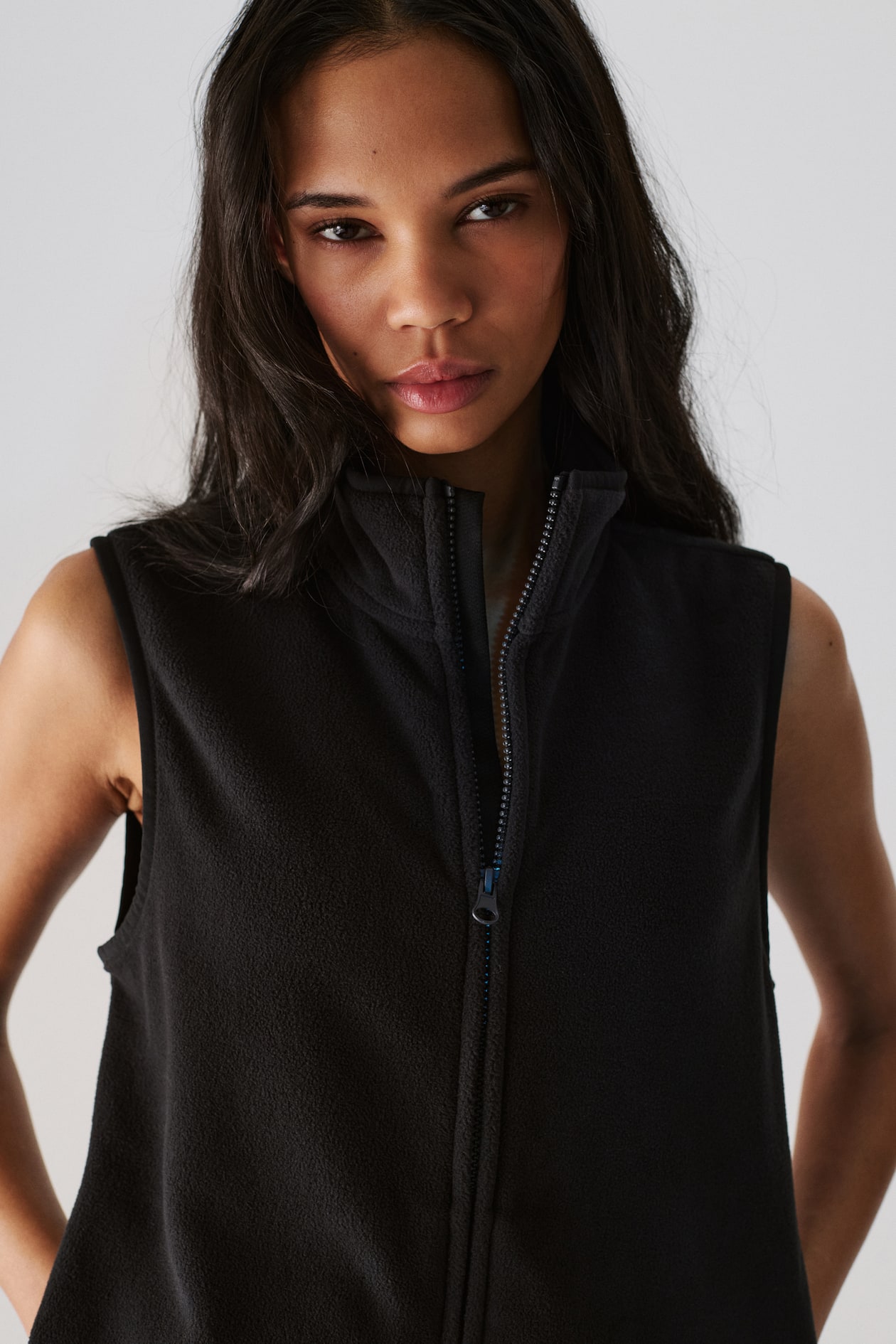 Regular-Fit Fleece Sports Vest - image 5