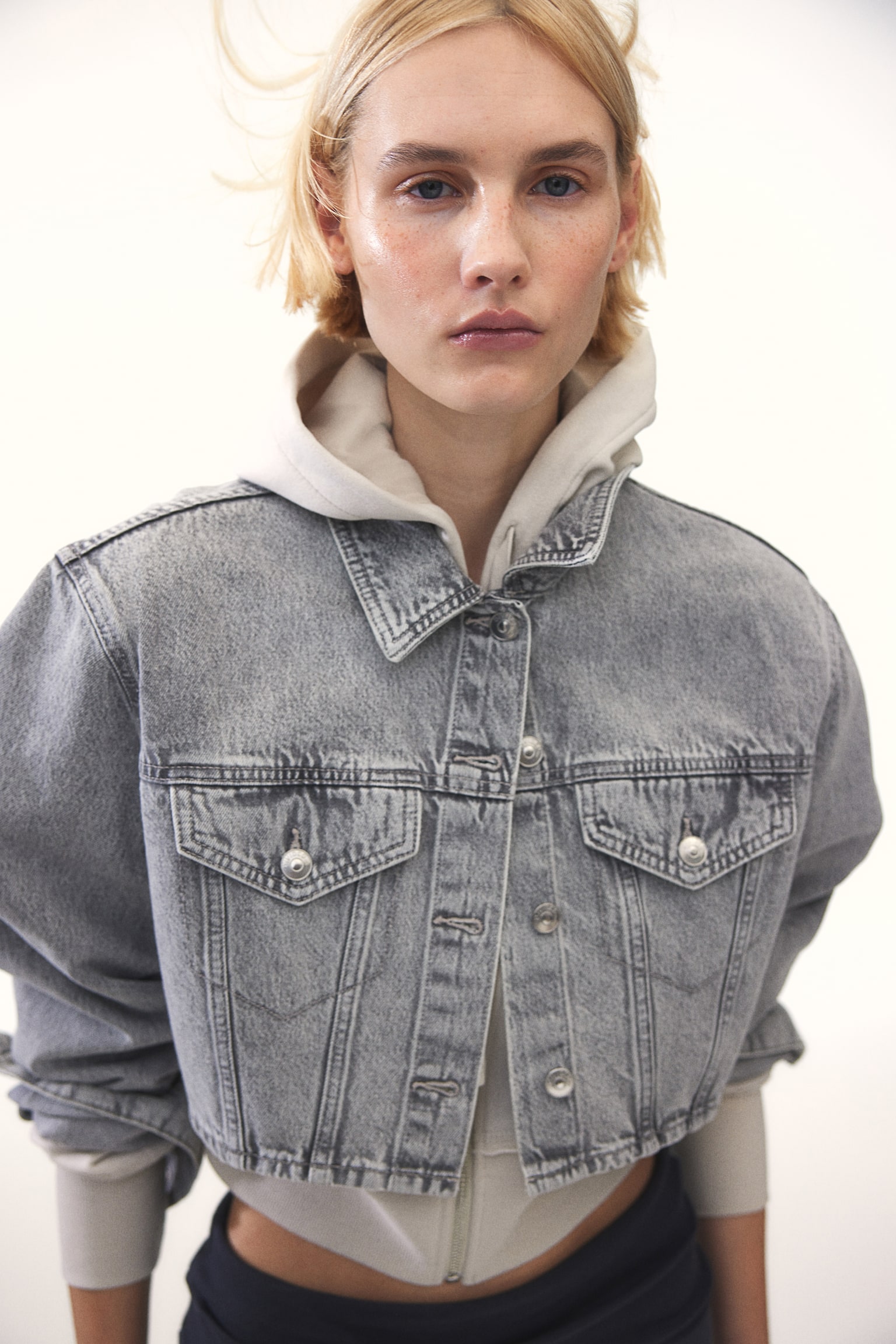 Shoulder Pad Denim Jacket - Light grey - 1