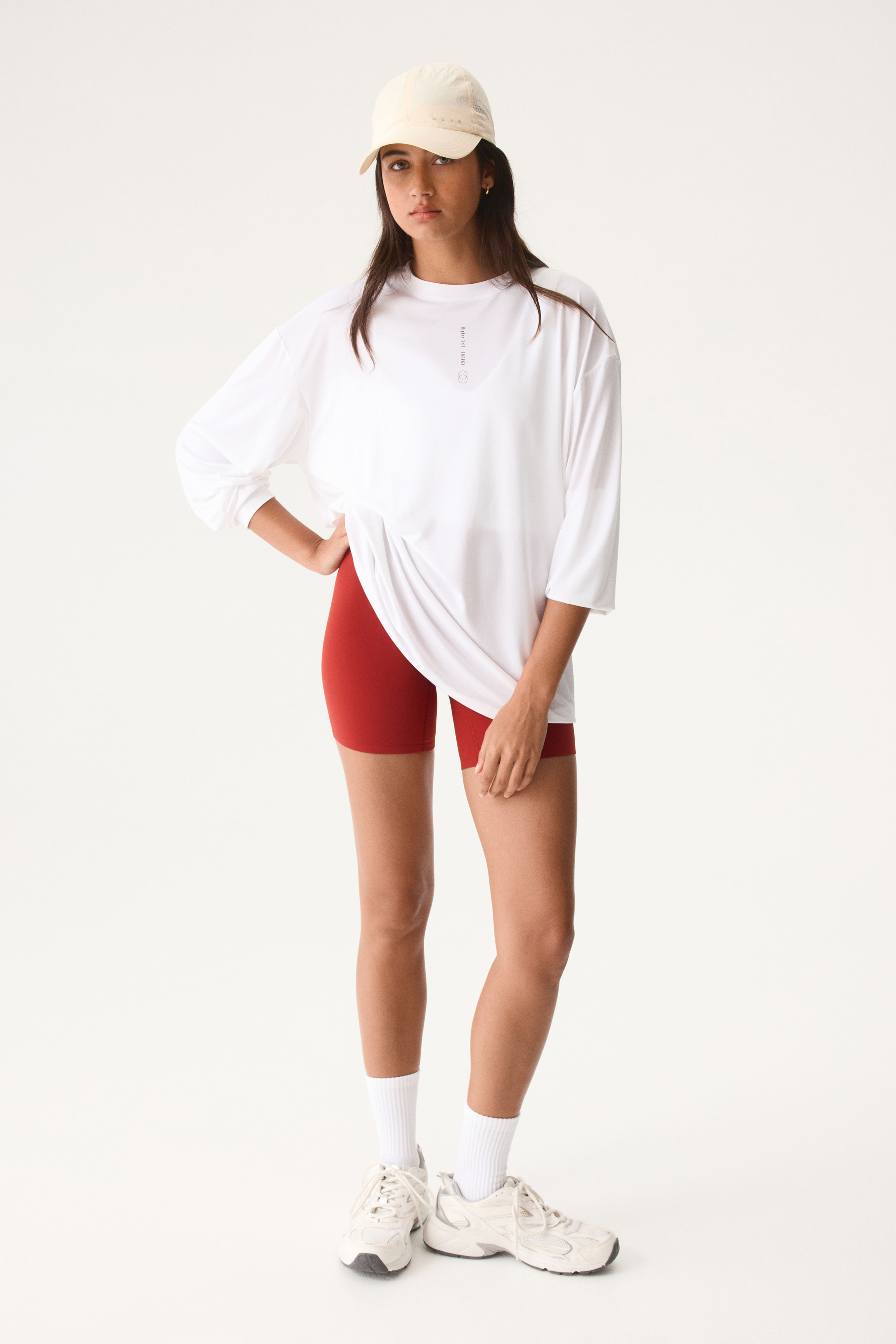 Loose-Fit Running Top with DryMove™