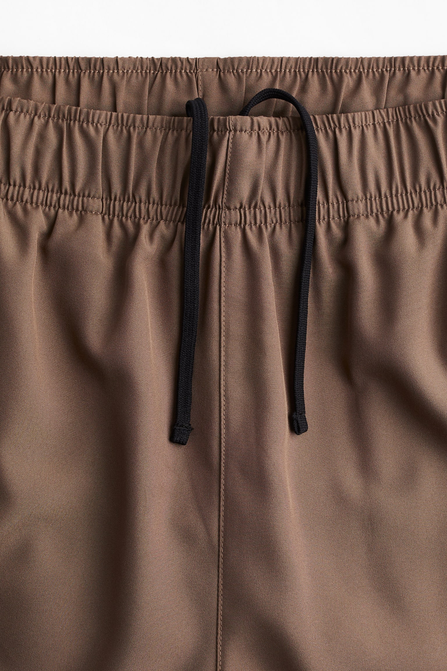 Mid-Length Sports Shorts in DryMove™ - Brown/Dark khaki green/Black/Dark gray - 5